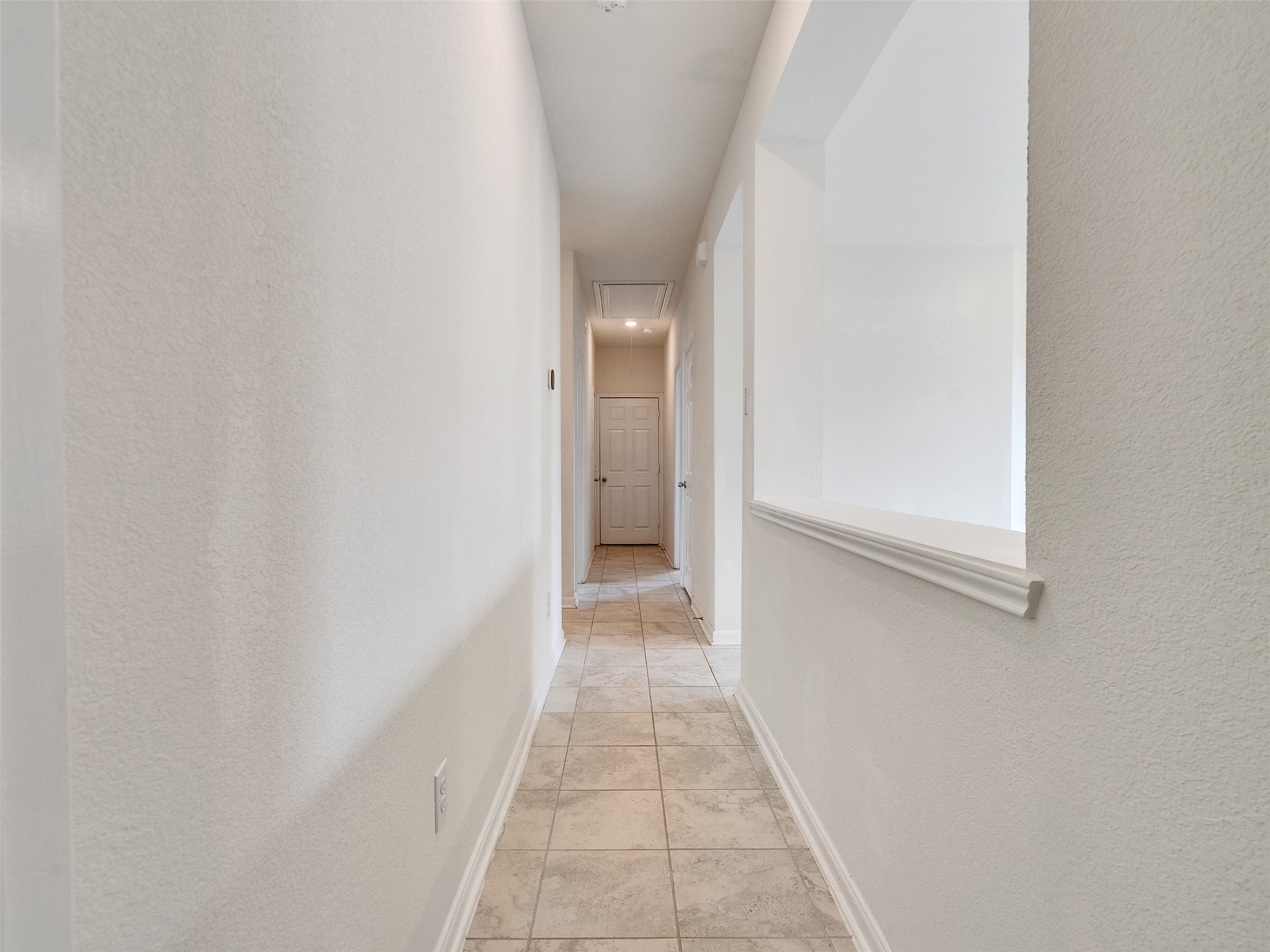 6011 Whitewing Road Property Photo 8