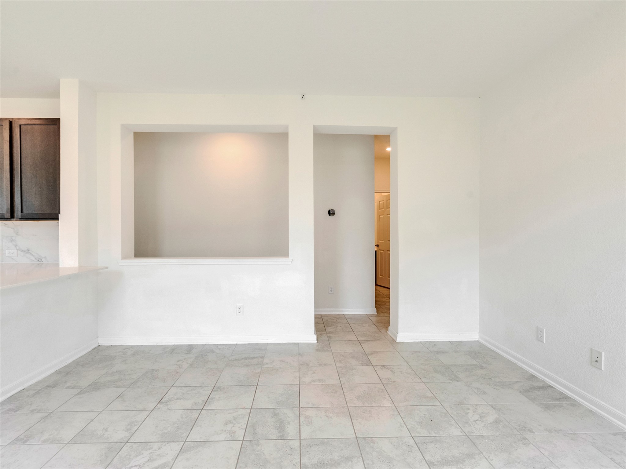6011 Whitewing Road Property Photo 11