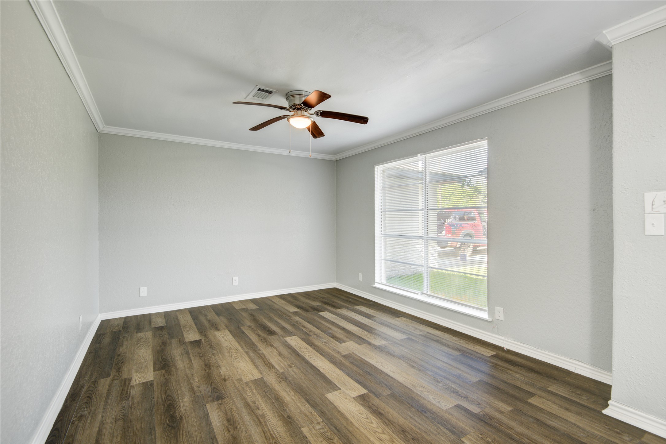 20244 County Road 510w Property Photo 4
