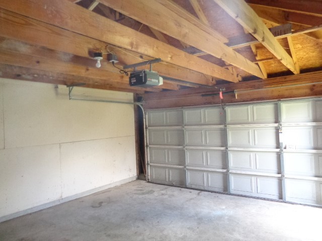 16807 Mammoth Springs Dr Property Photo 34