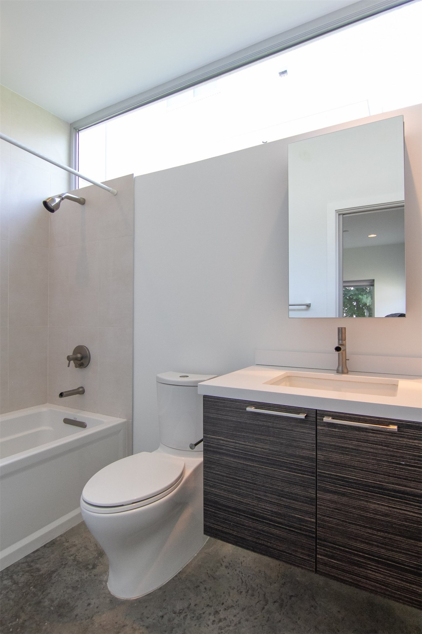 5301 Chenevert Street Property Photo 9