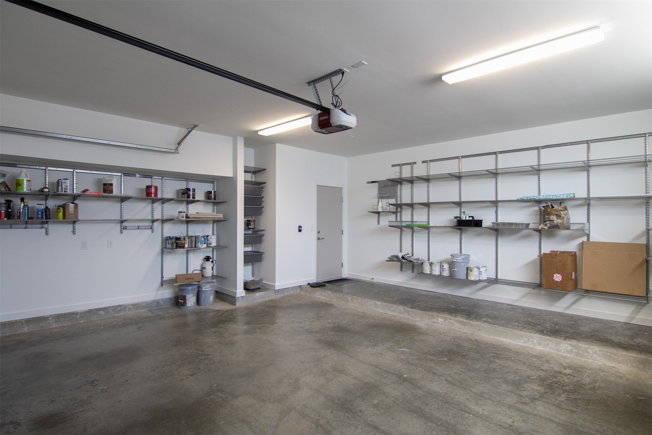5301 Chenevert Street Property Photo 45