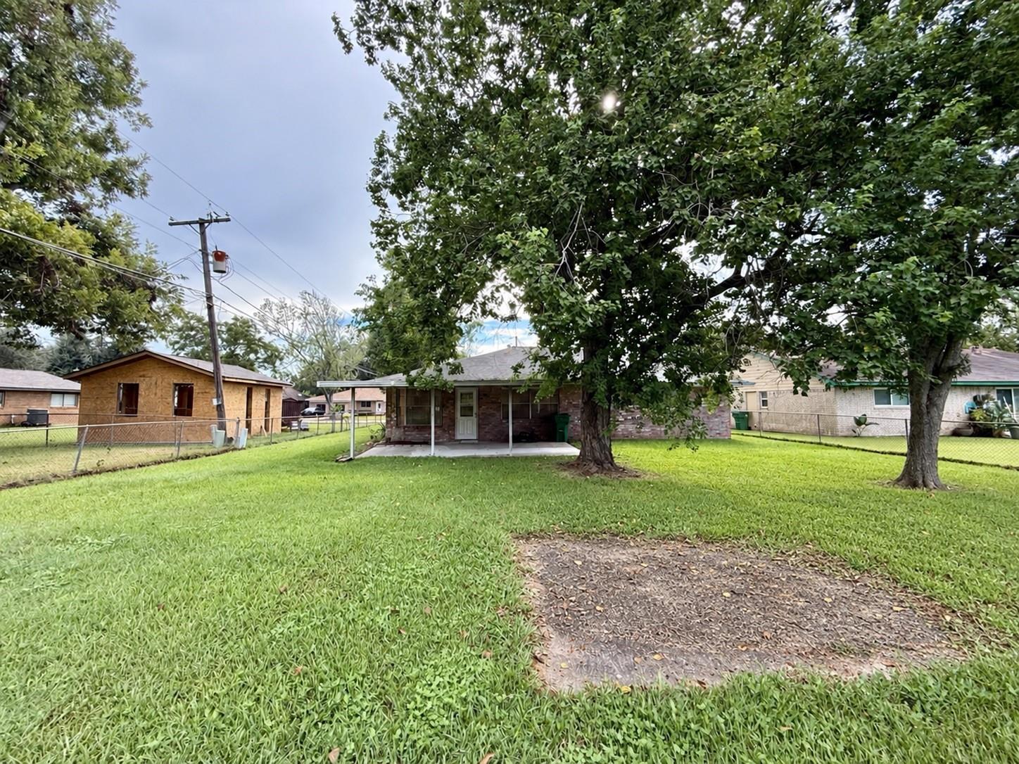 552 Sims Street, Angleton Tx 77515 Property Photo 27