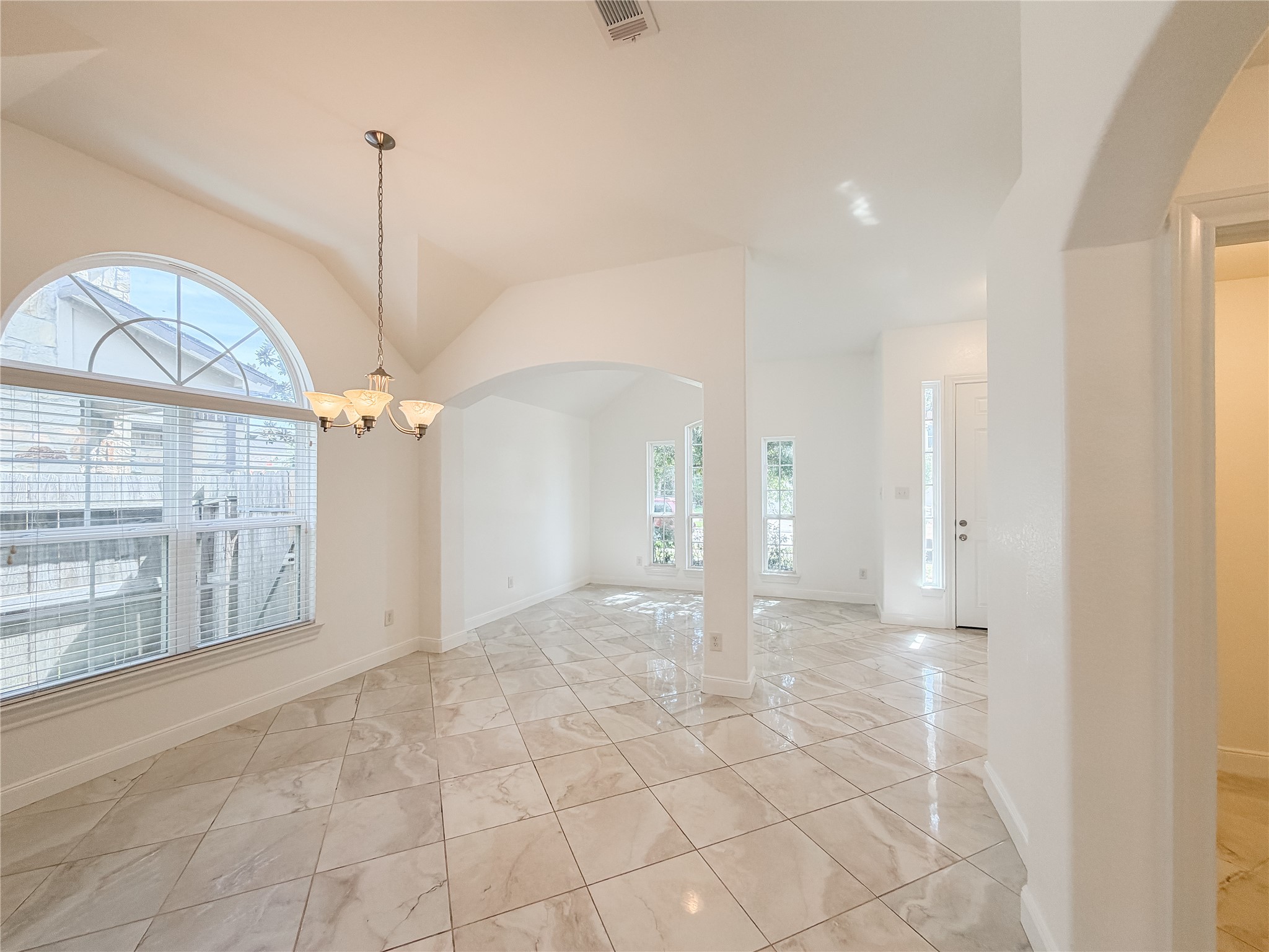 18126 Golden Falls Lane Property Photo 12