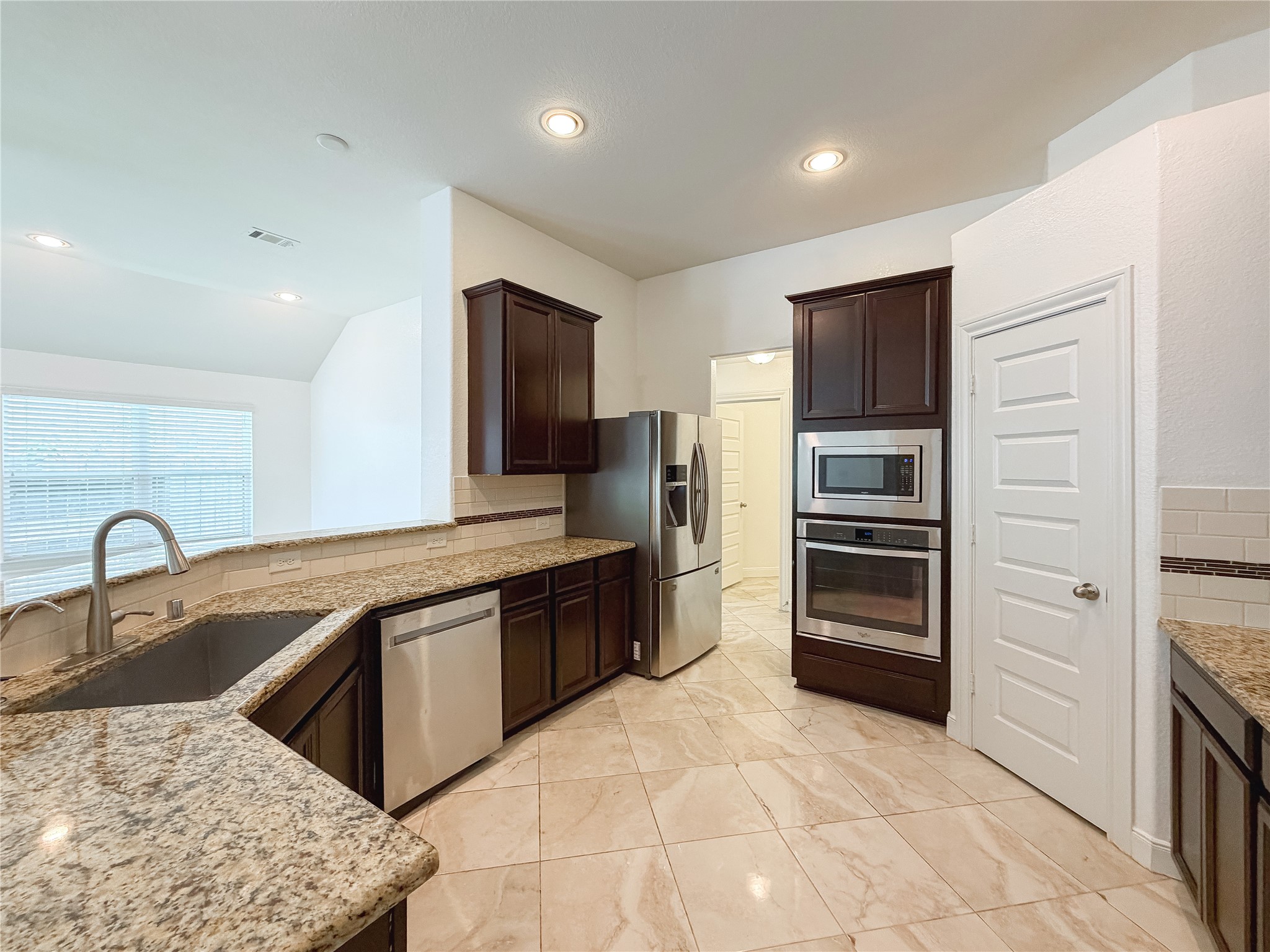 18126 Golden Falls Lane Property Photo 21