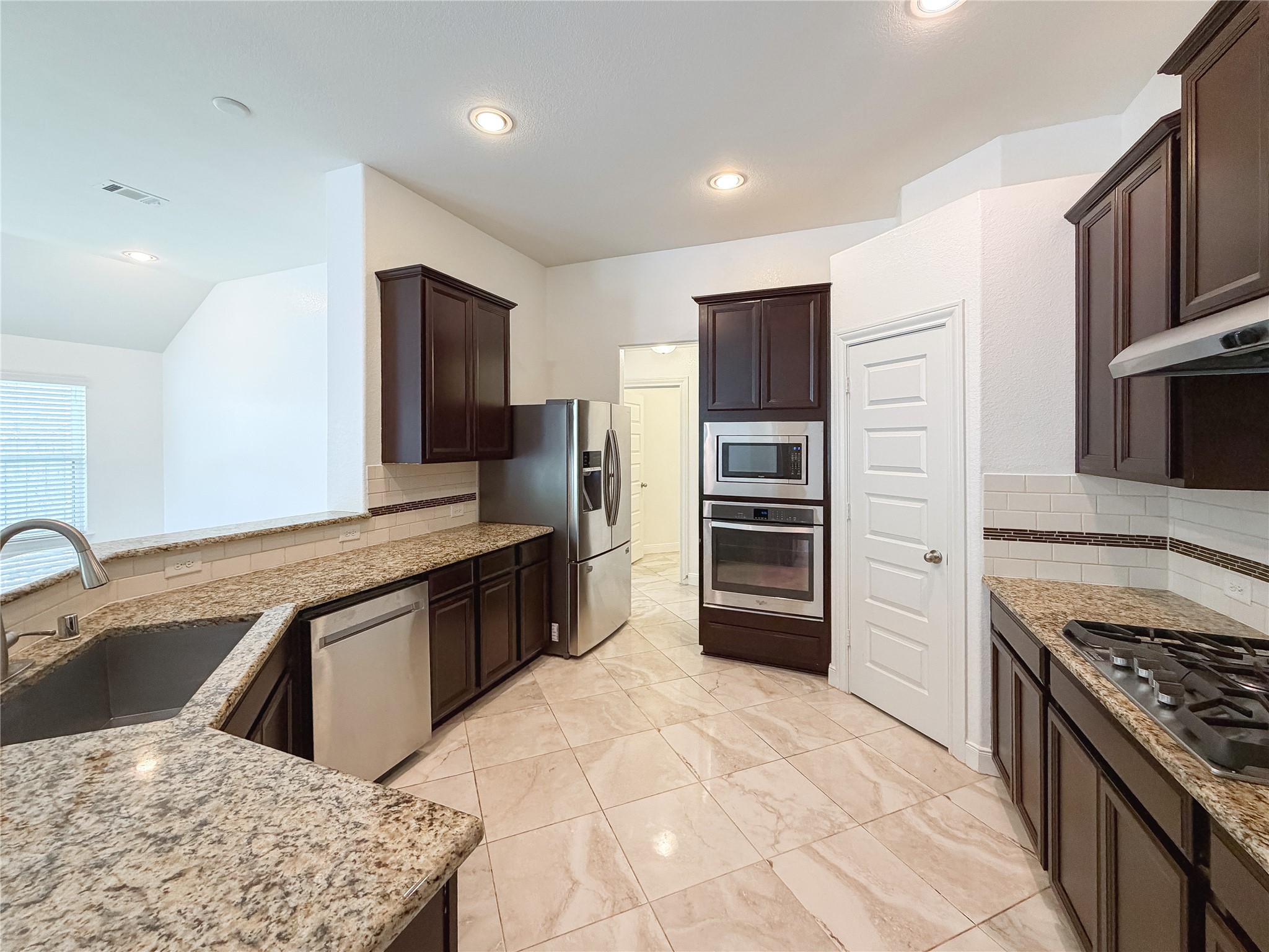 18126 Golden Falls Lane Property Photo 23