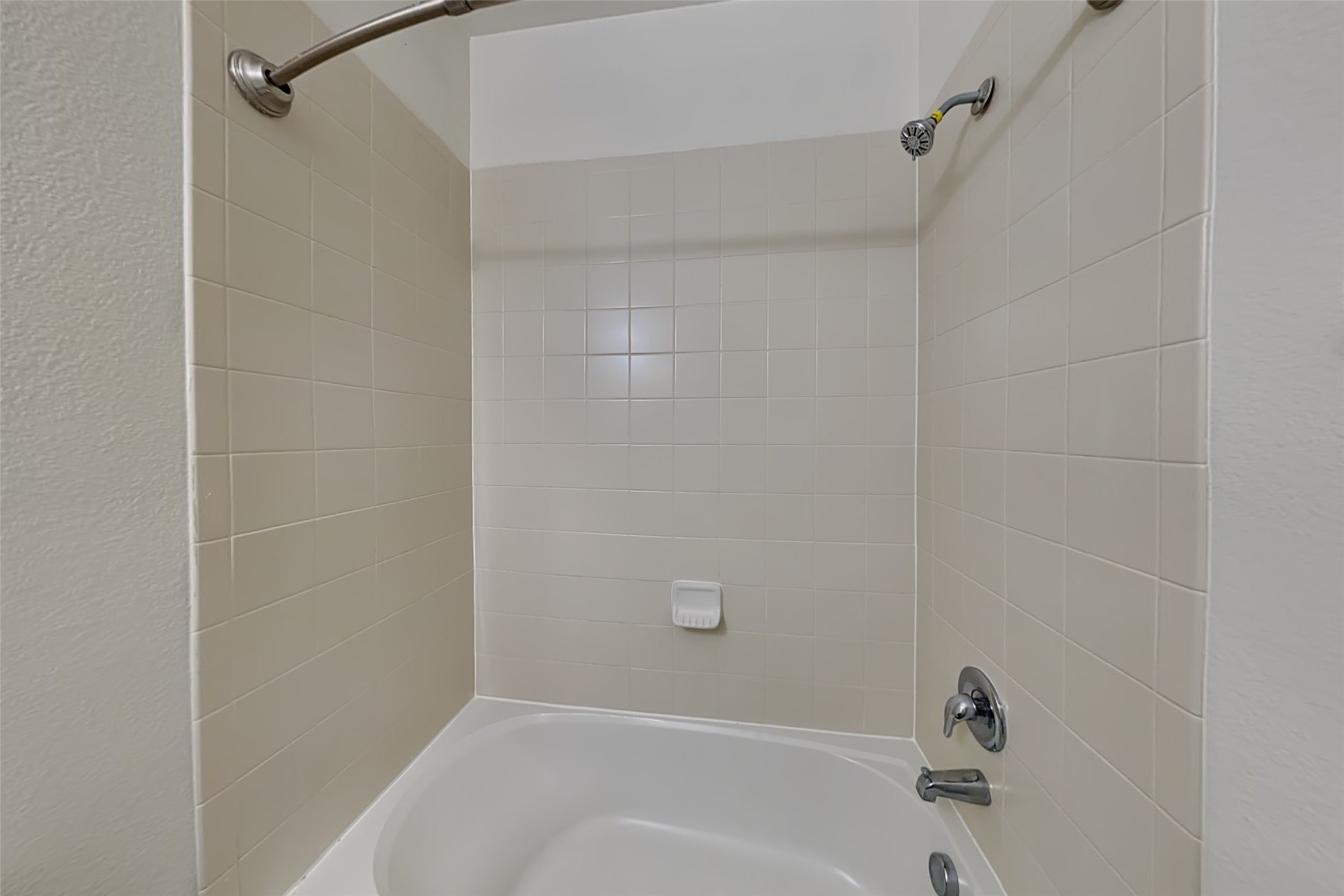10016 Sterling Place Drive Property Photo 17