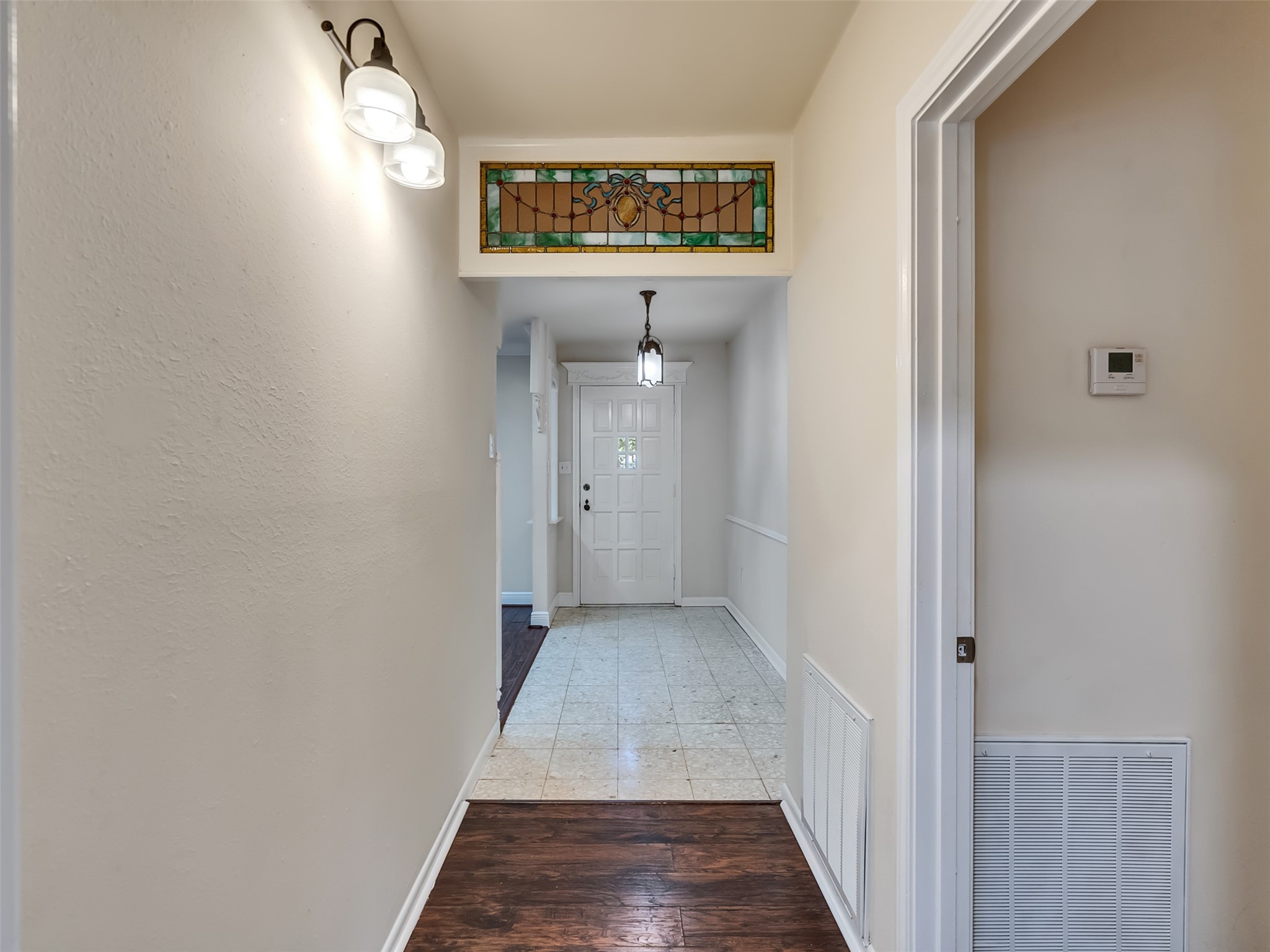 7814 Knob Hill Avenue Property Photo 18