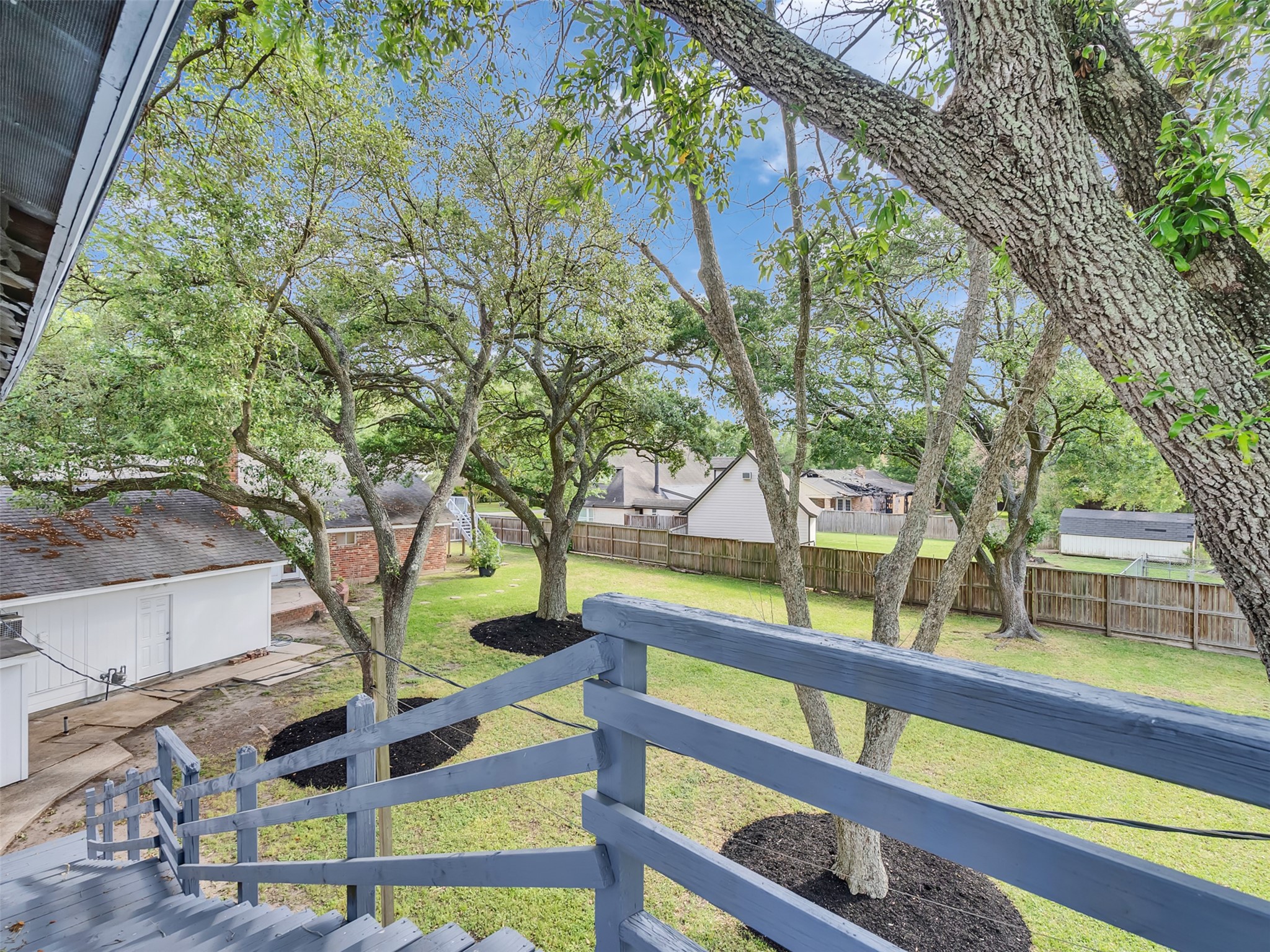 7814 Knob Hill Avenue Property Photo 44