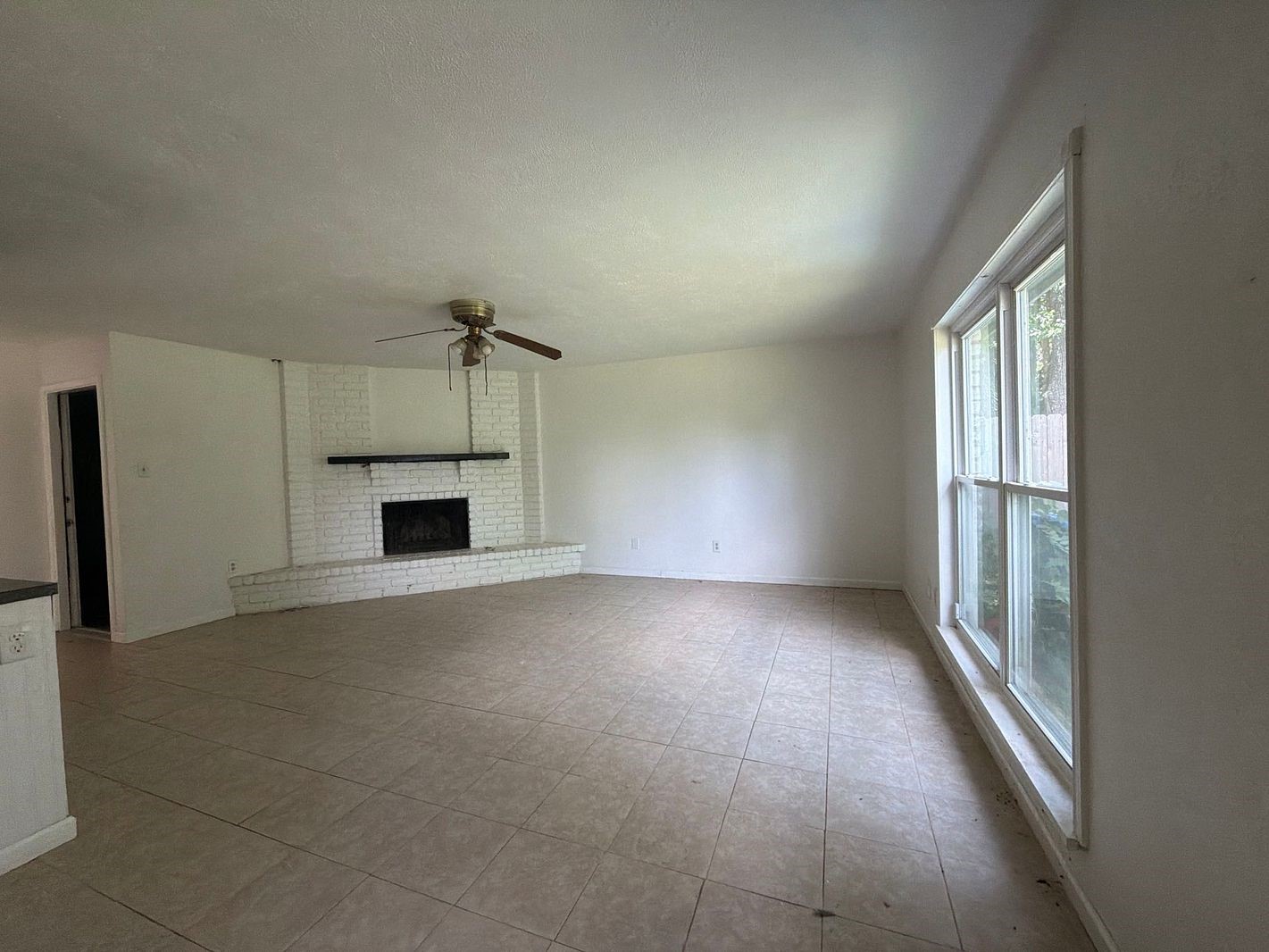 24206 Broken Bow Lane Property Photo 12