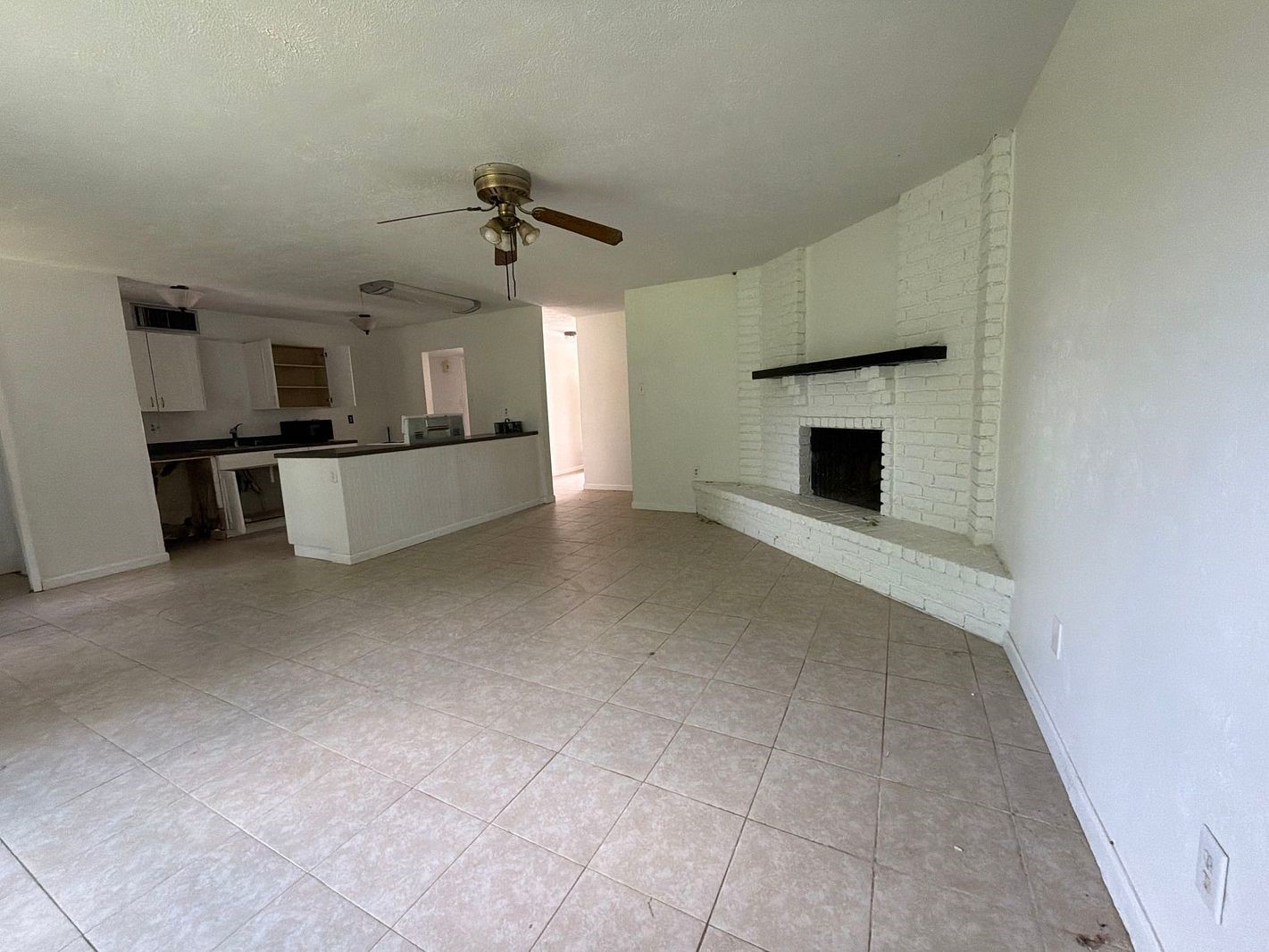 24206 Broken Bow Lane Property Photo 14