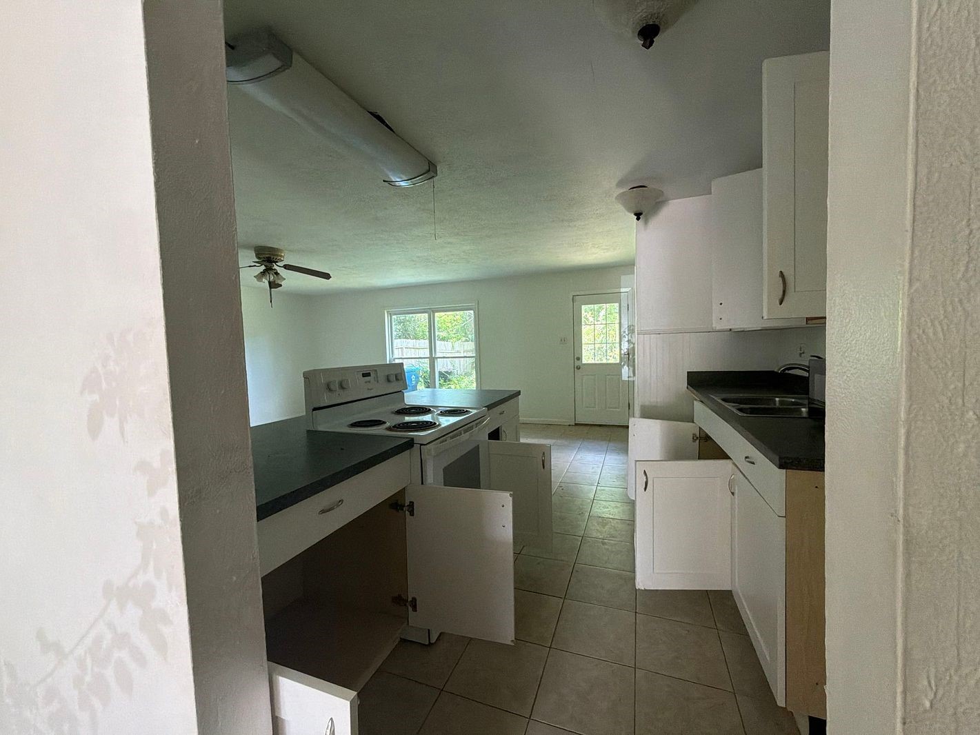 24206 Broken Bow Lane Property Photo 18