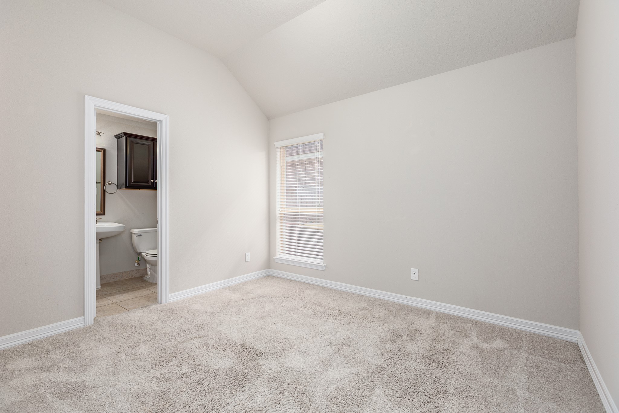 22741 Whispering Timbers Way Property Photo 30