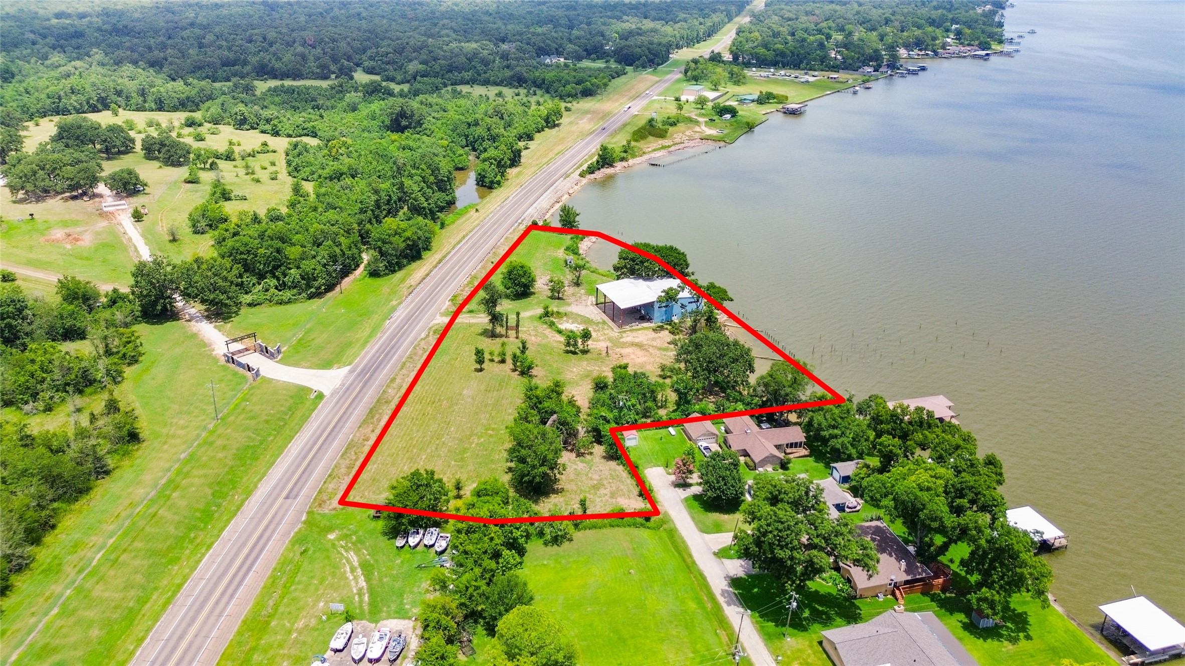 10390 Us Highway 190 E Property Photo 2