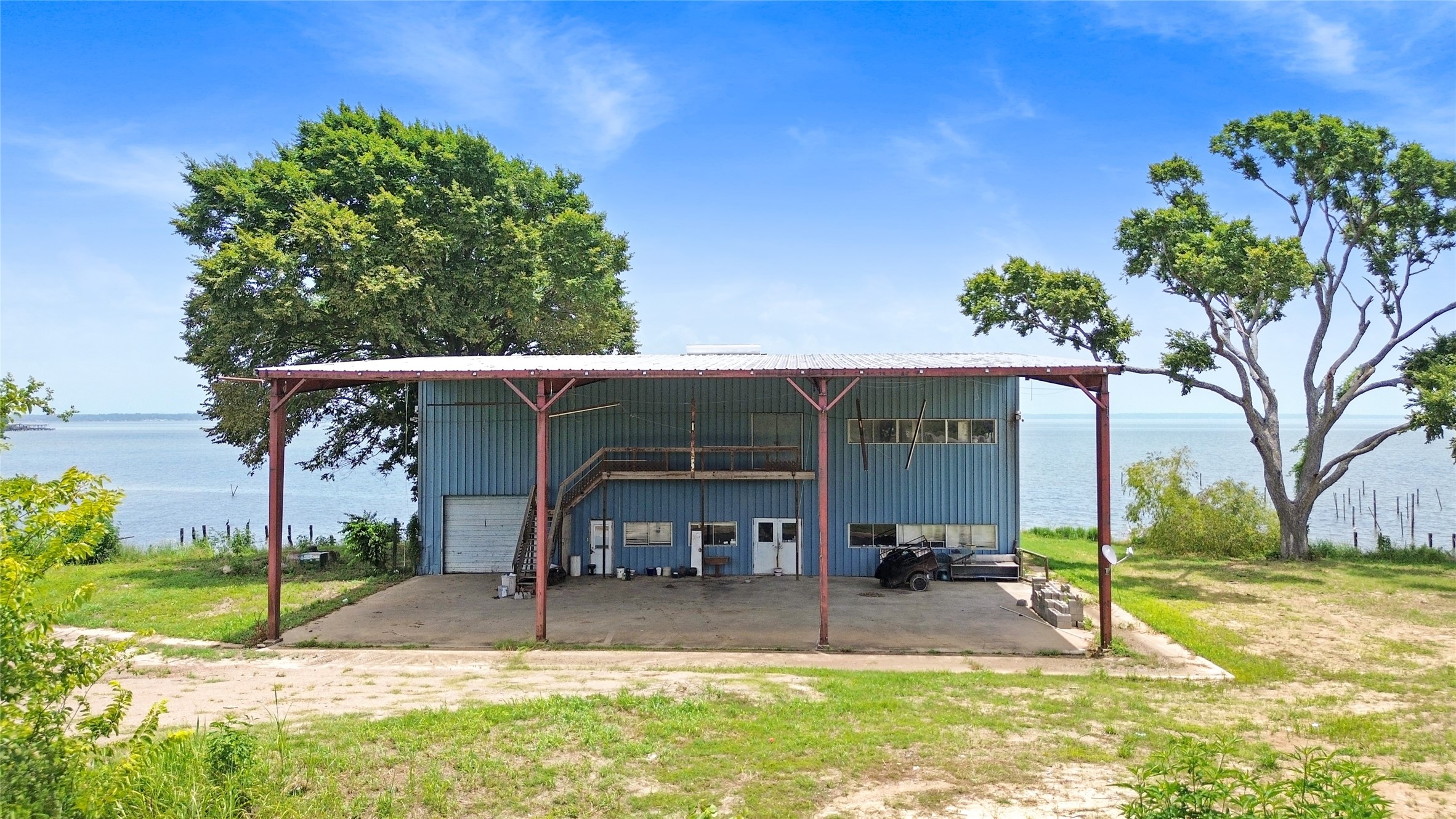 10390 Us Highway 190 E Property Photo 4