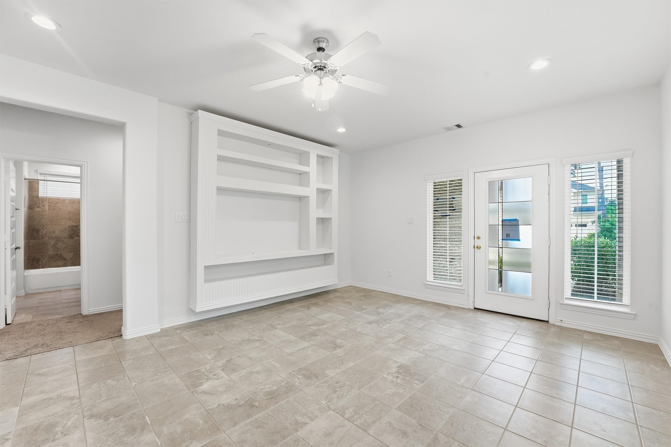 40342 Bay Warbler Way Property Photo 4