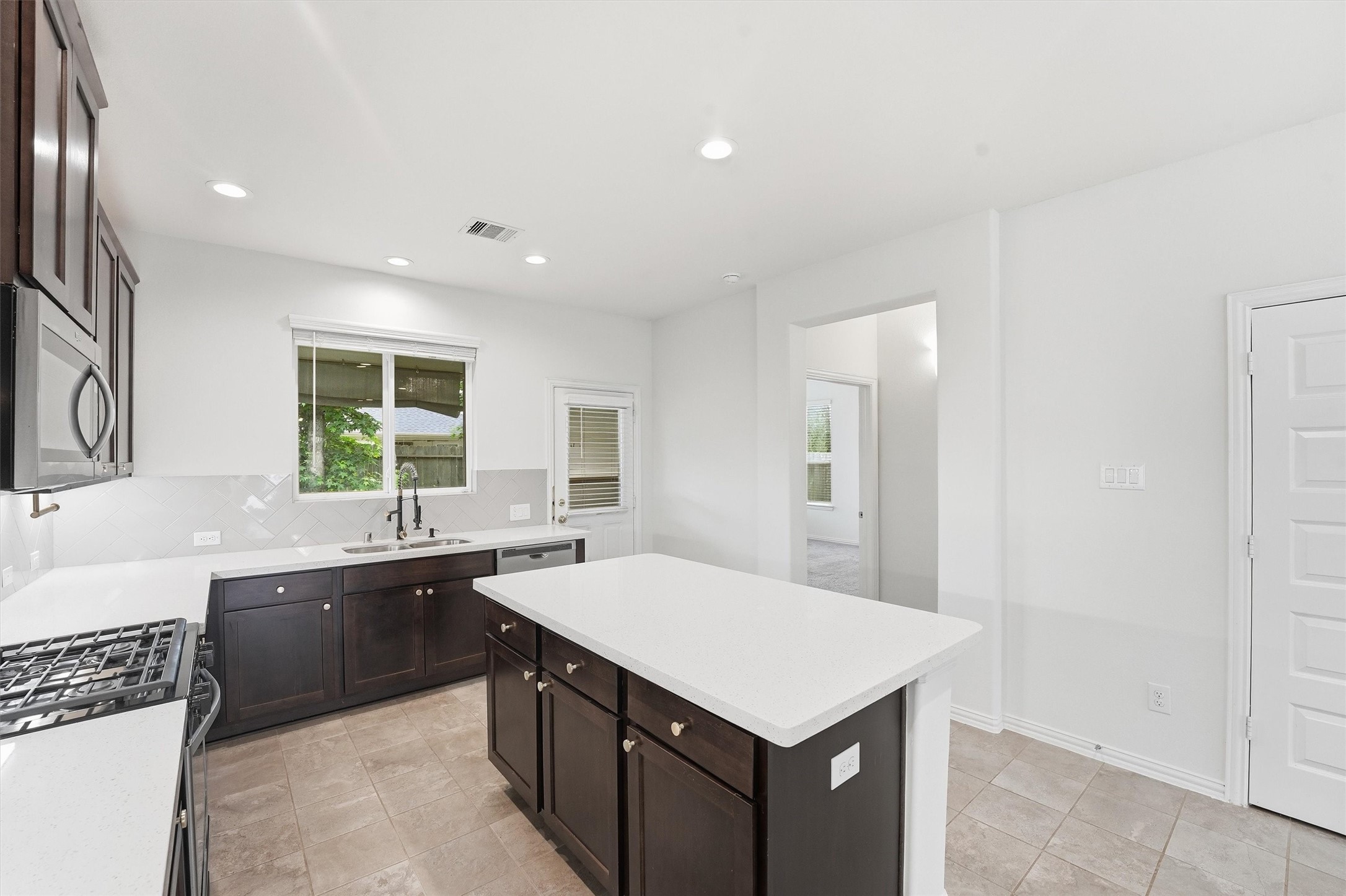 40342 Bay Warbler Way Property Photo 11