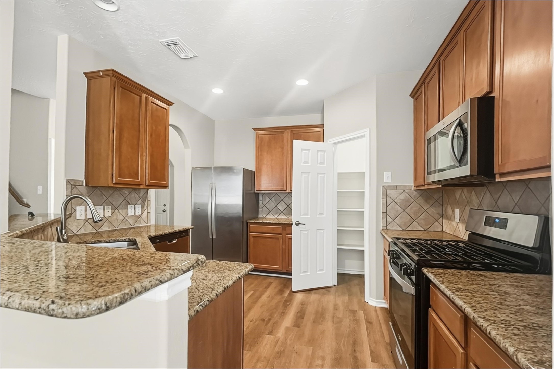 2518 Windy Vale Trail Property Photo 2