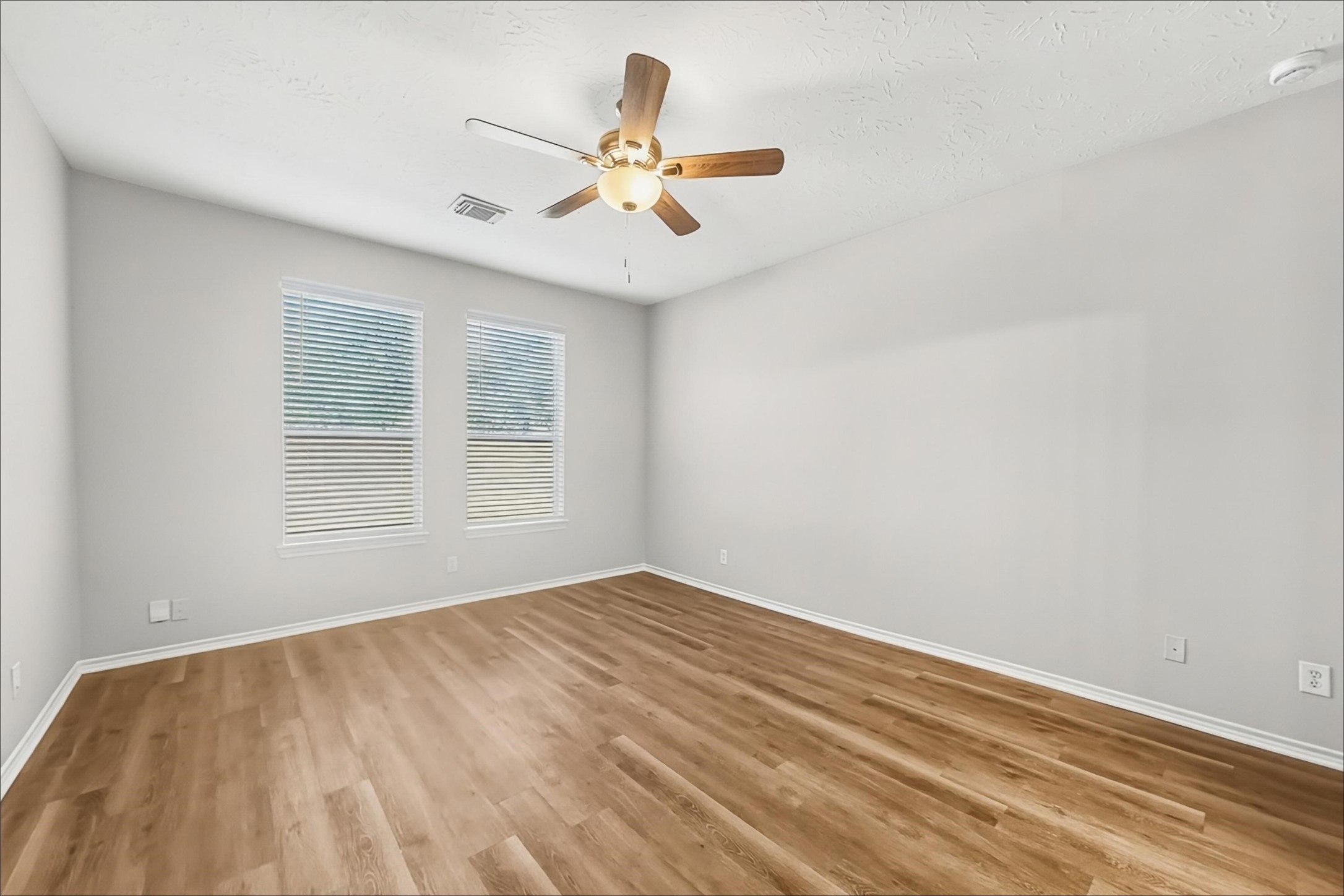 2518 Windy Vale Trail Property Photo 8