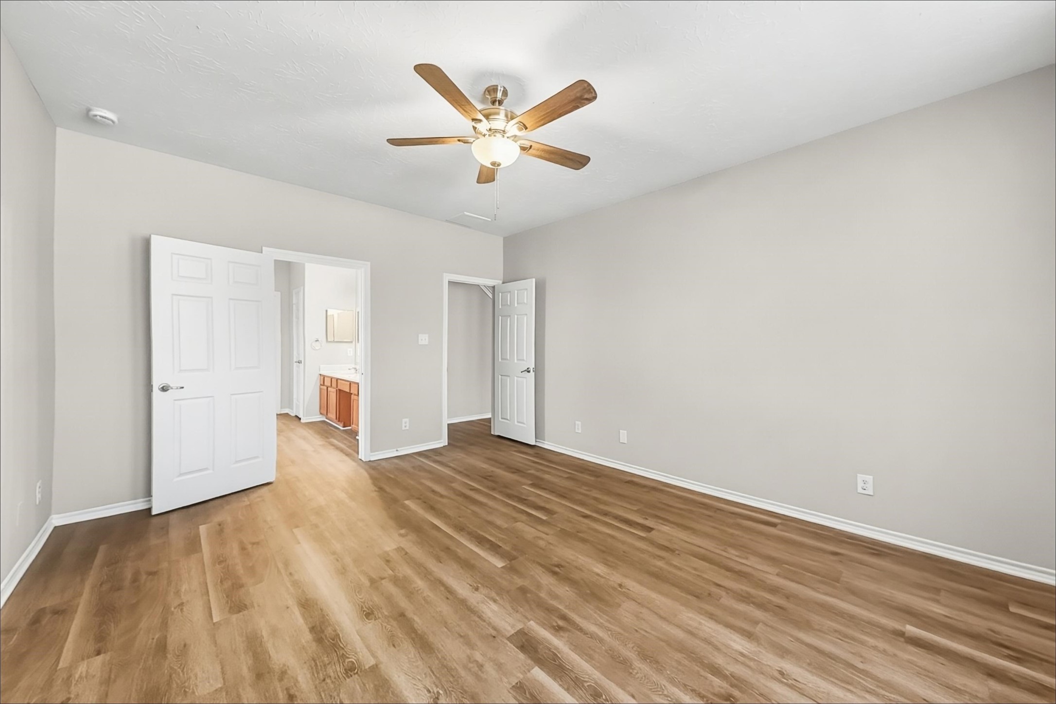 2518 Windy Vale Trail Property Photo 9
