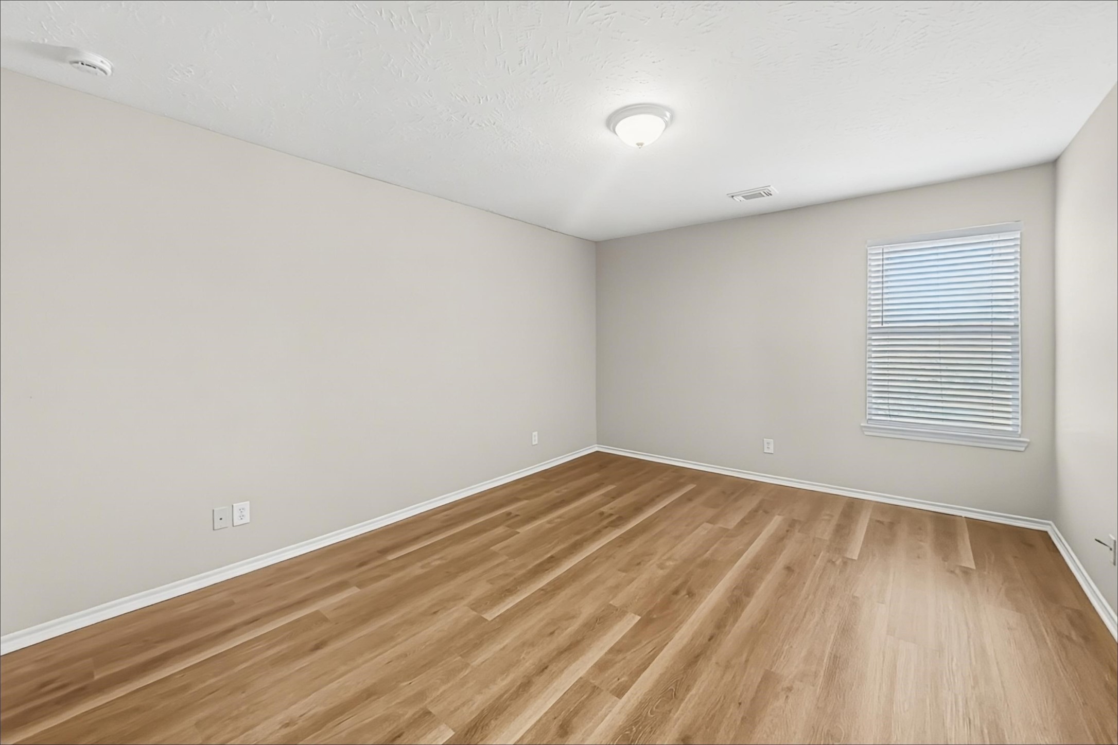 2518 Windy Vale Trail Property Photo 14
