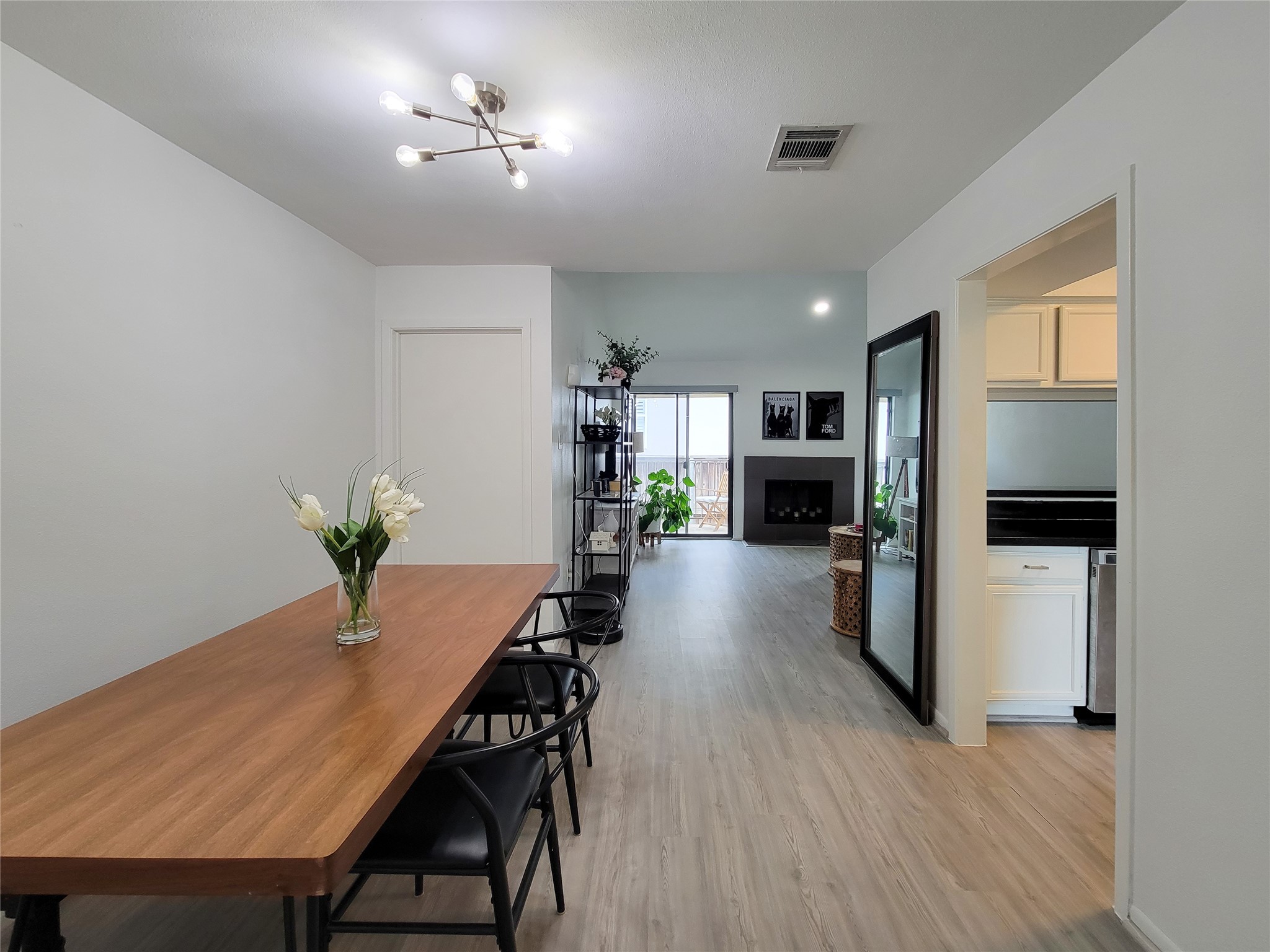 755 Bering Drive B Property Photo 12