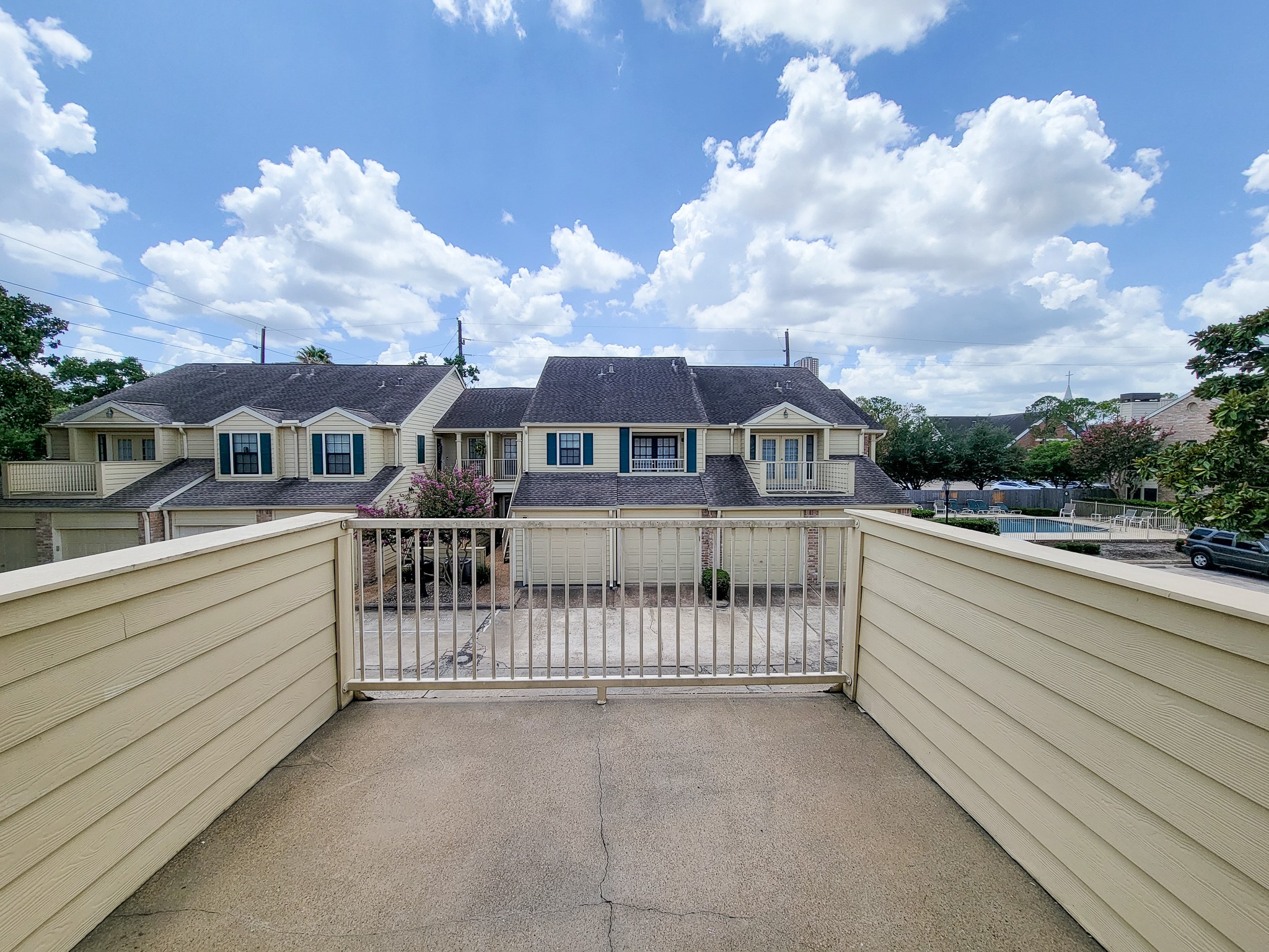 755 Bering Drive B Property Photo 26