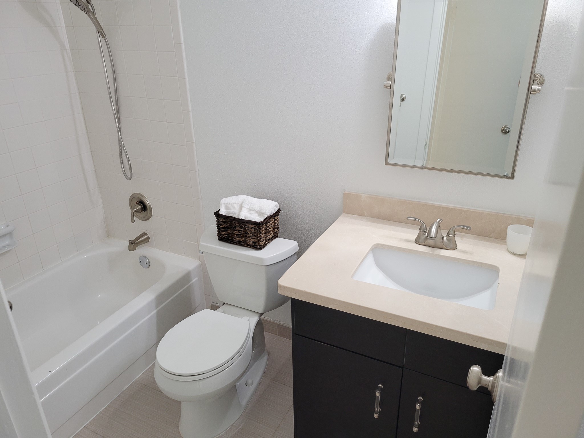 755 Bering Drive B Property Photo 29