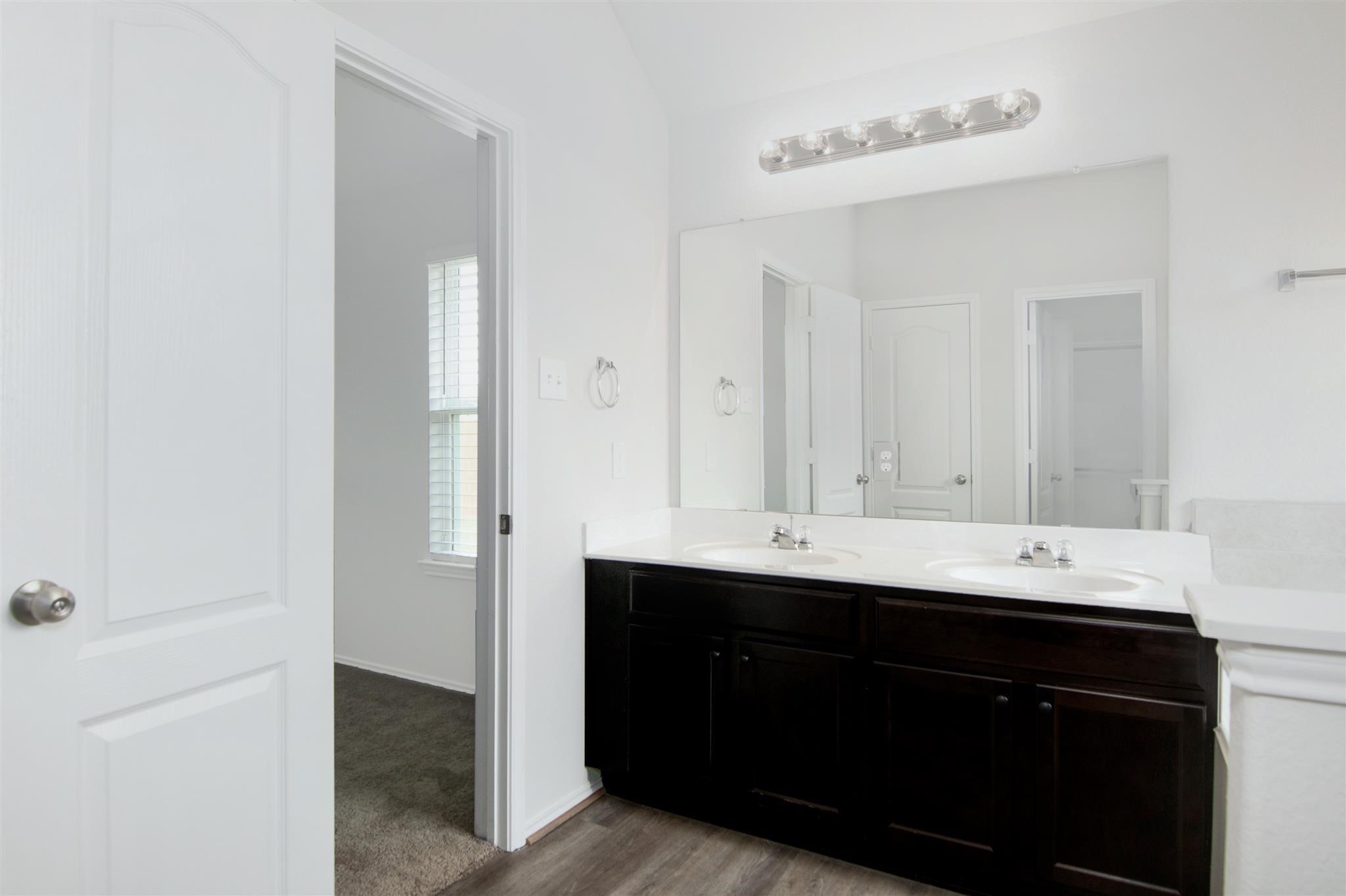3703 Homestead Ridge Lane Property Photo 19