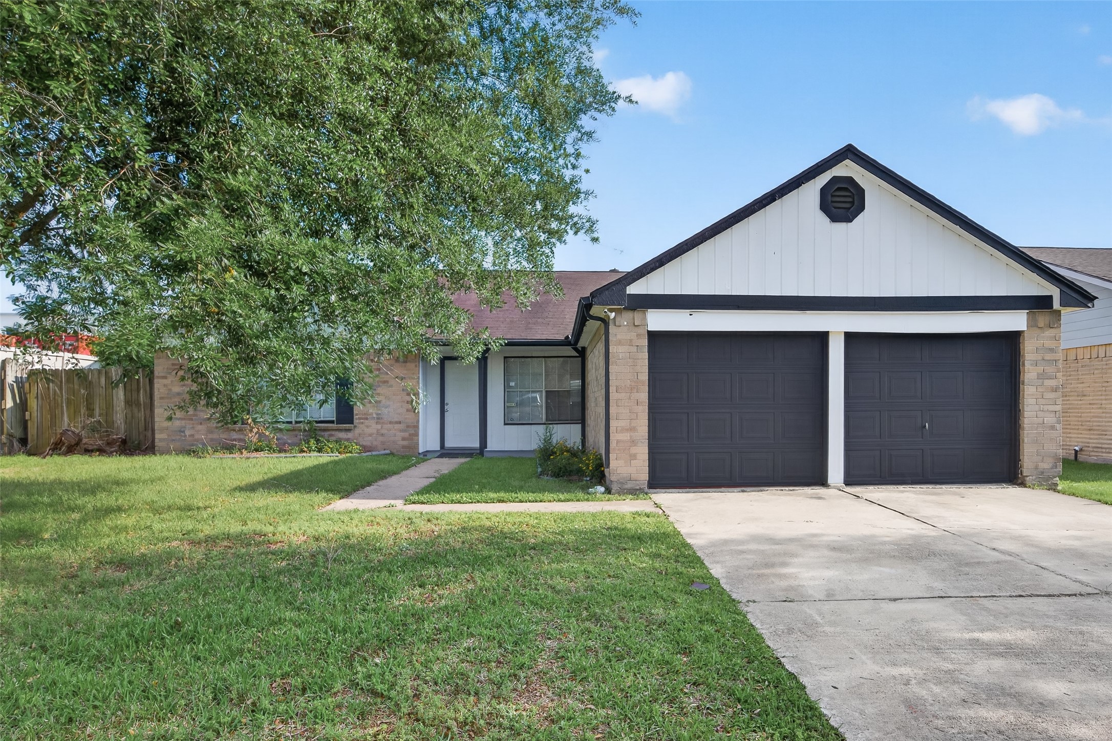 8203 Lone Quail Drive Property Photo 1