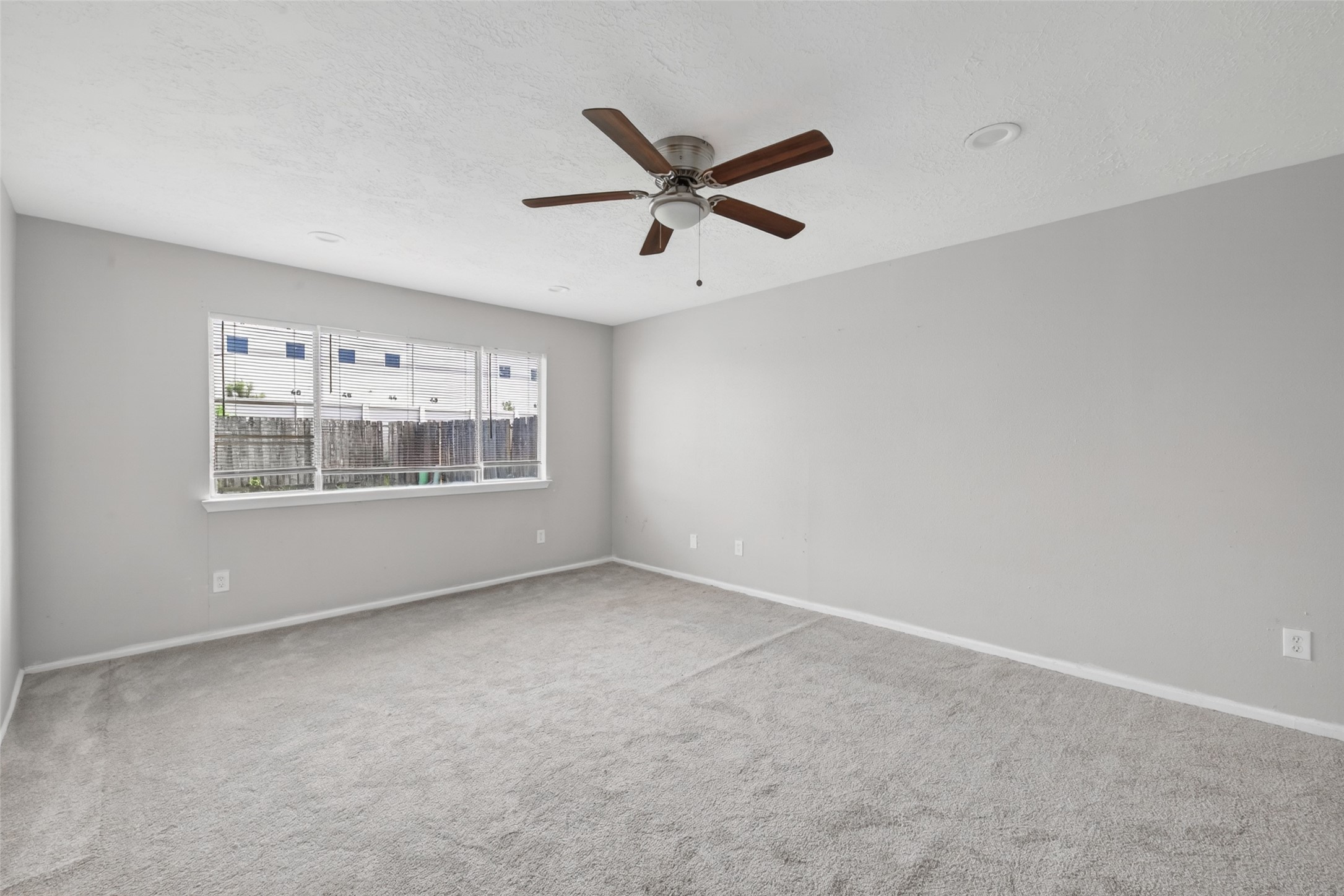 8203 Lone Quail Drive Property Photo 28