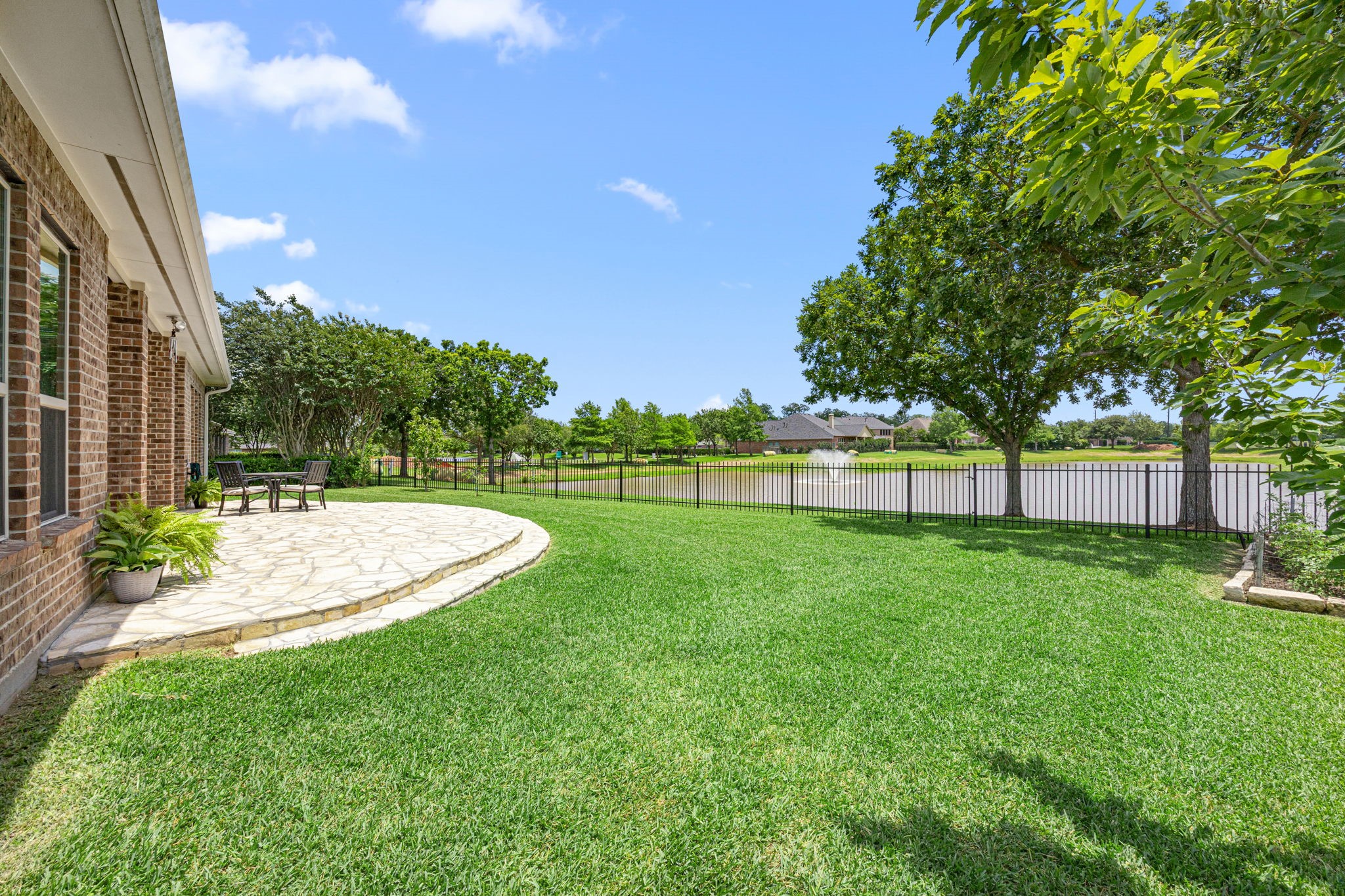 90 Rivercove Lane Property Photo 36