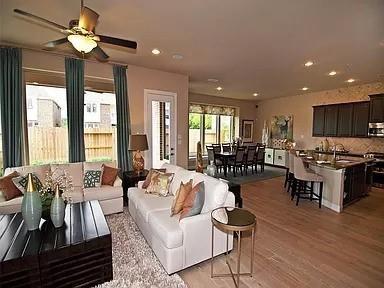 18303 Harmony Bluff Lane Property Photo 5