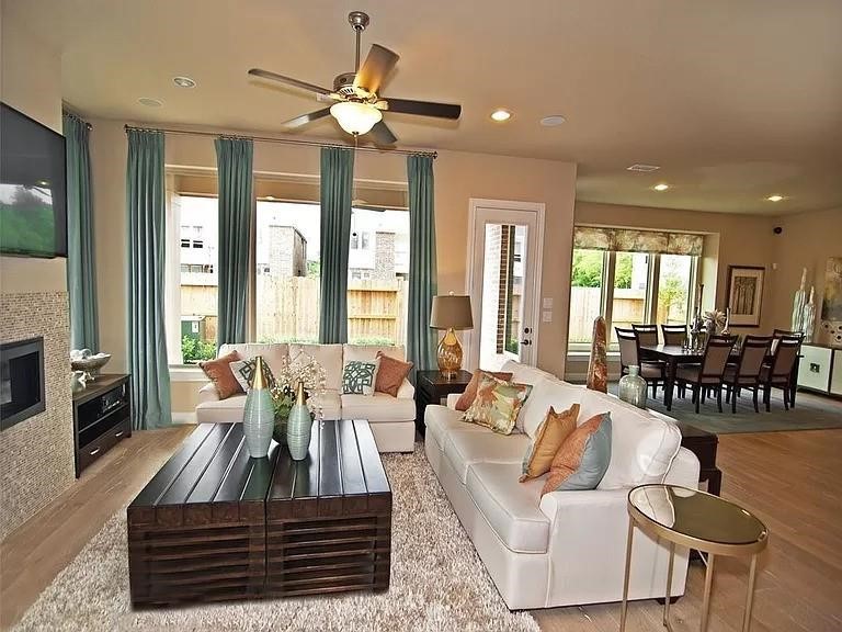 18303 Harmony Bluff Lane Property Photo 6