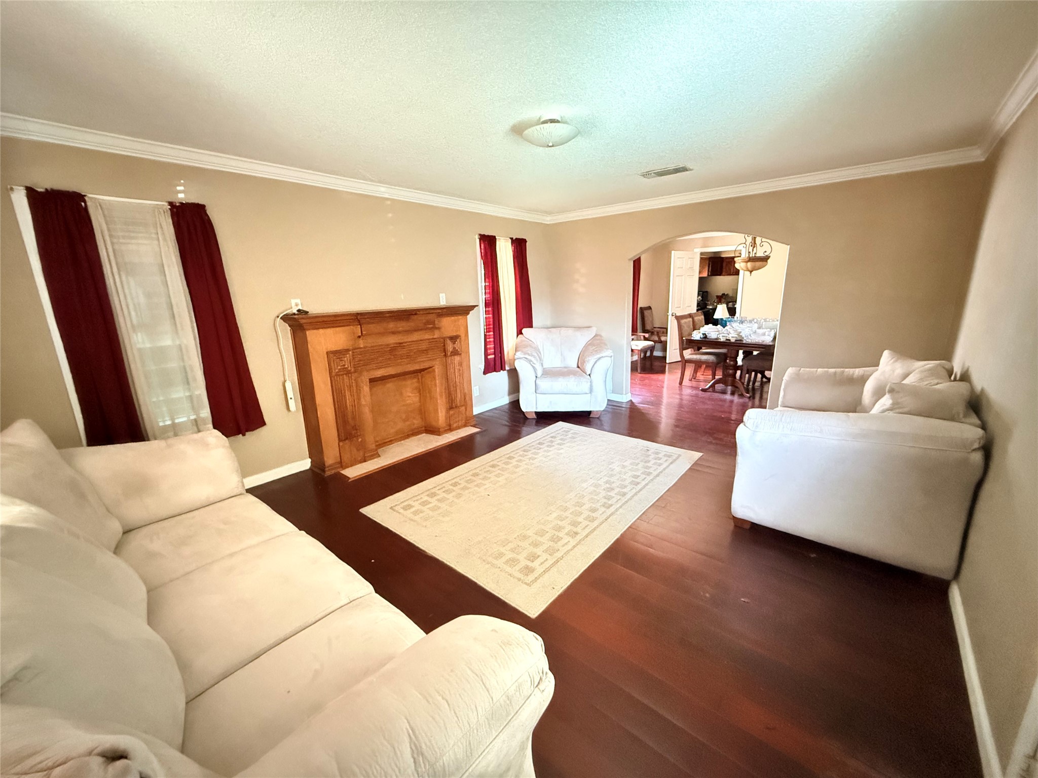 4902 Austin Drive Property Photo 2