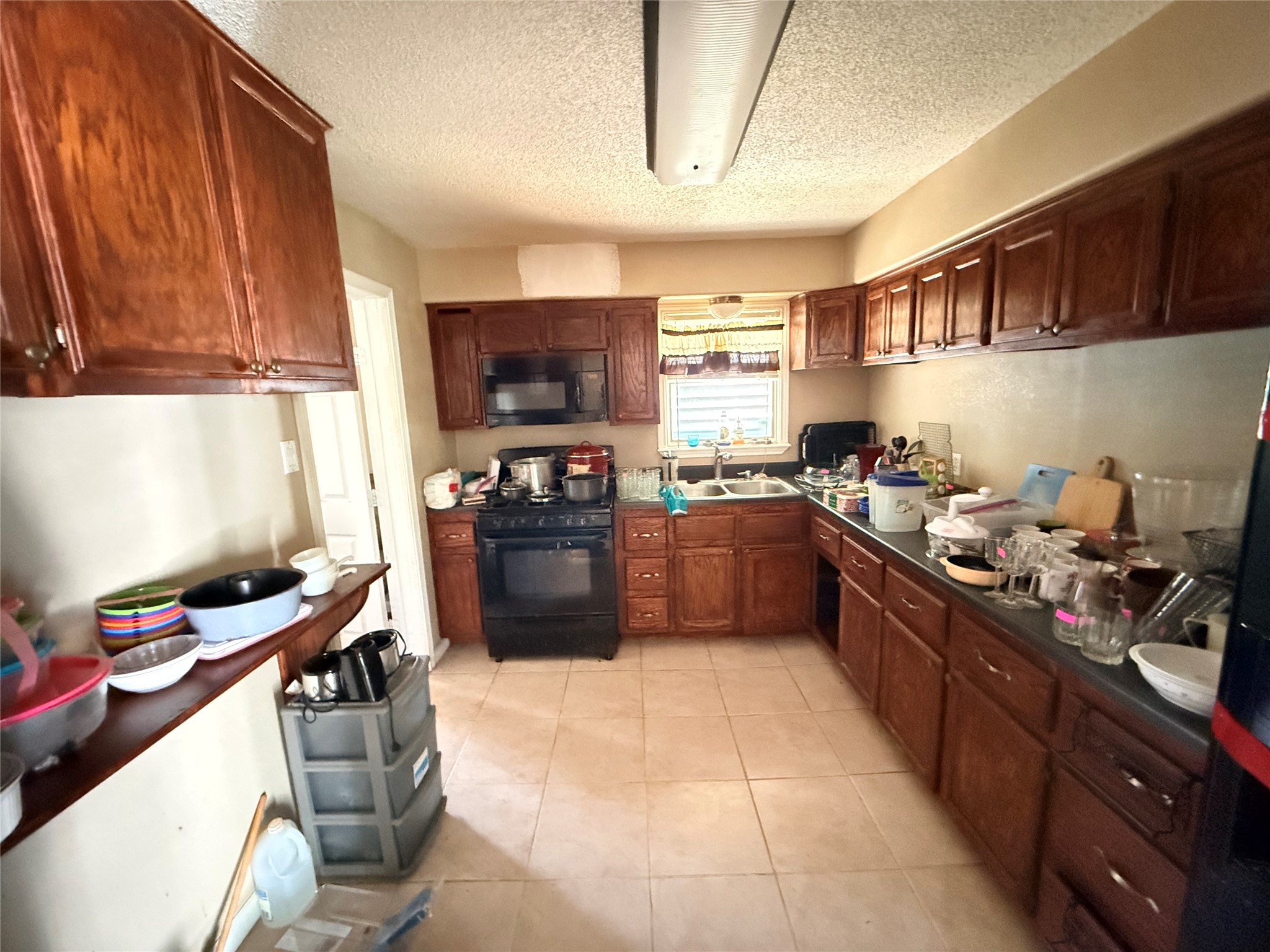 4902 Austin Drive Property Photo 6