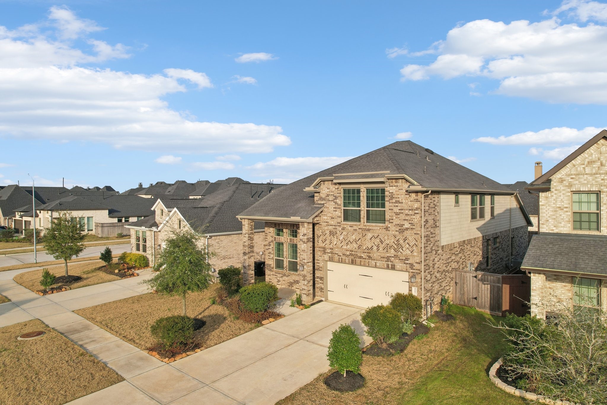 4207 Haven Crest Lane Property Photo 4
