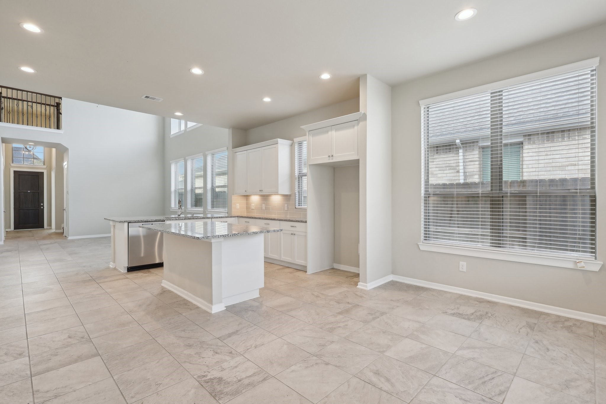 4207 Haven Crest Lane Property Photo 12