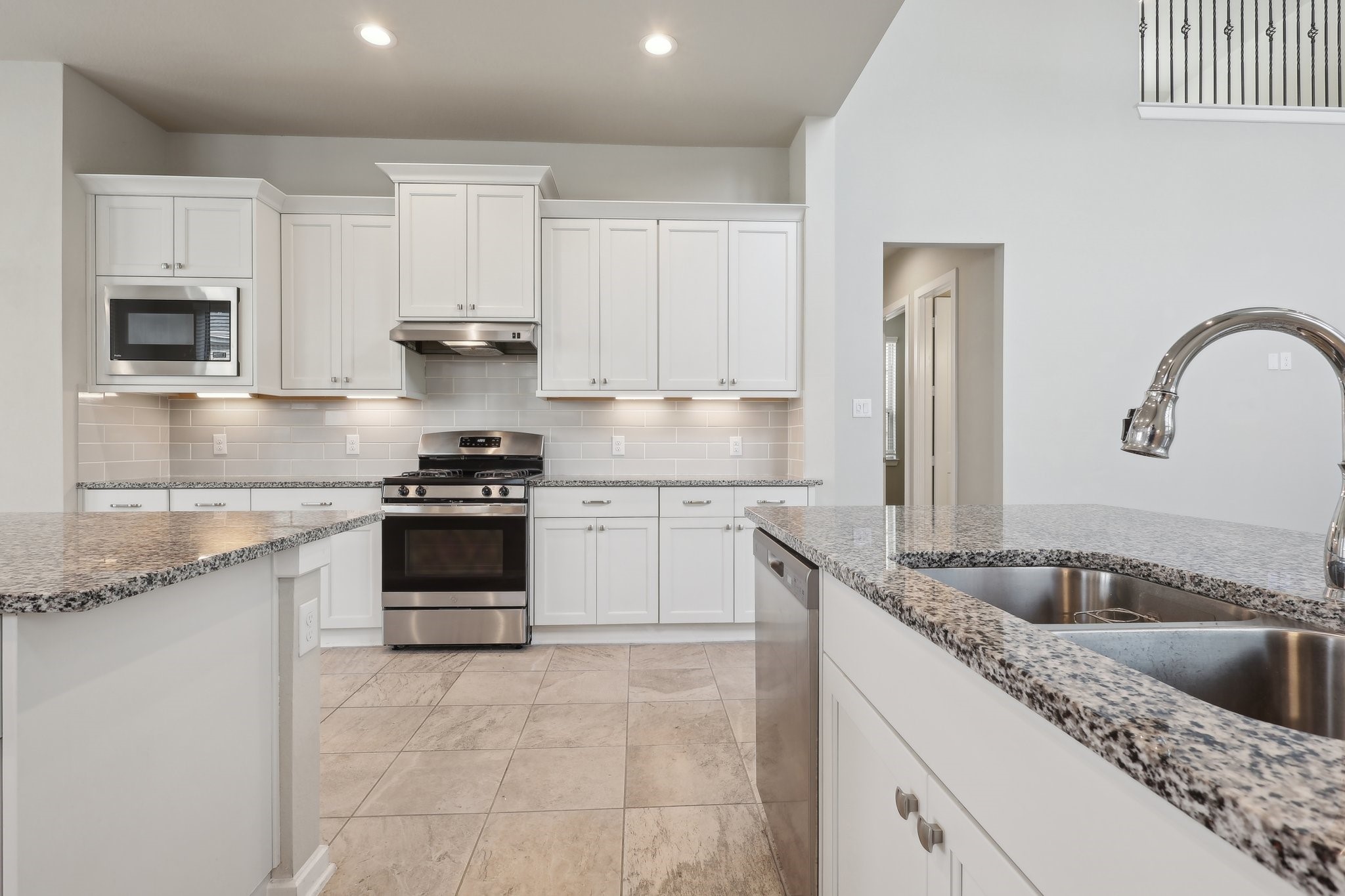 4207 Haven Crest Lane Property Photo 14