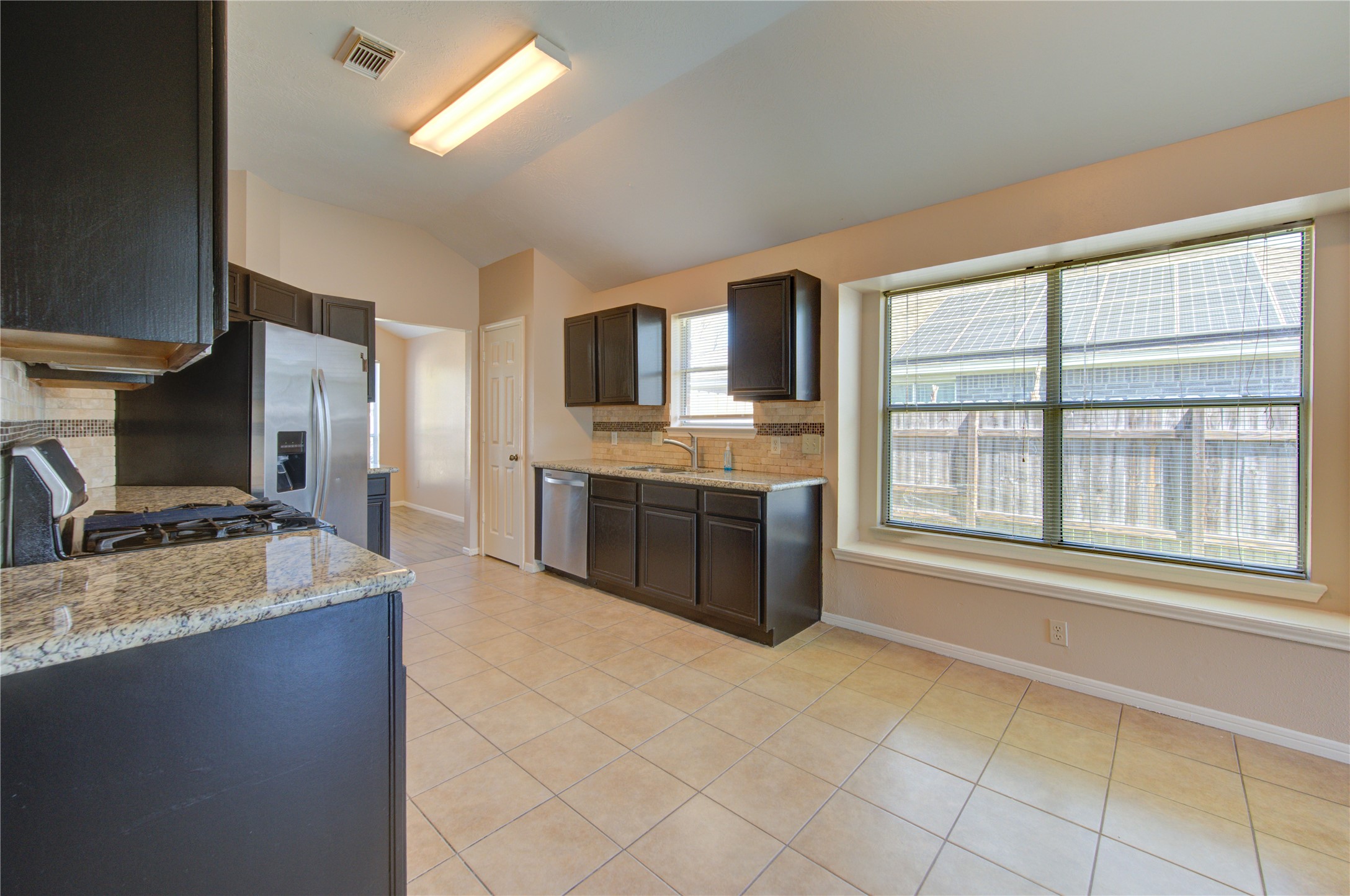 5349 Pinewood Terrace Property Photo 15