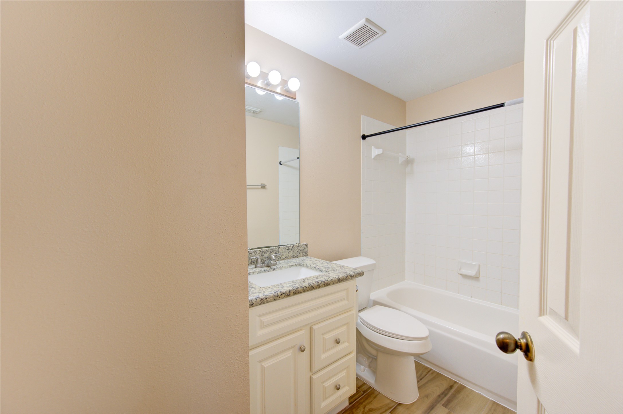 5349 Pinewood Terrace Property Photo 34