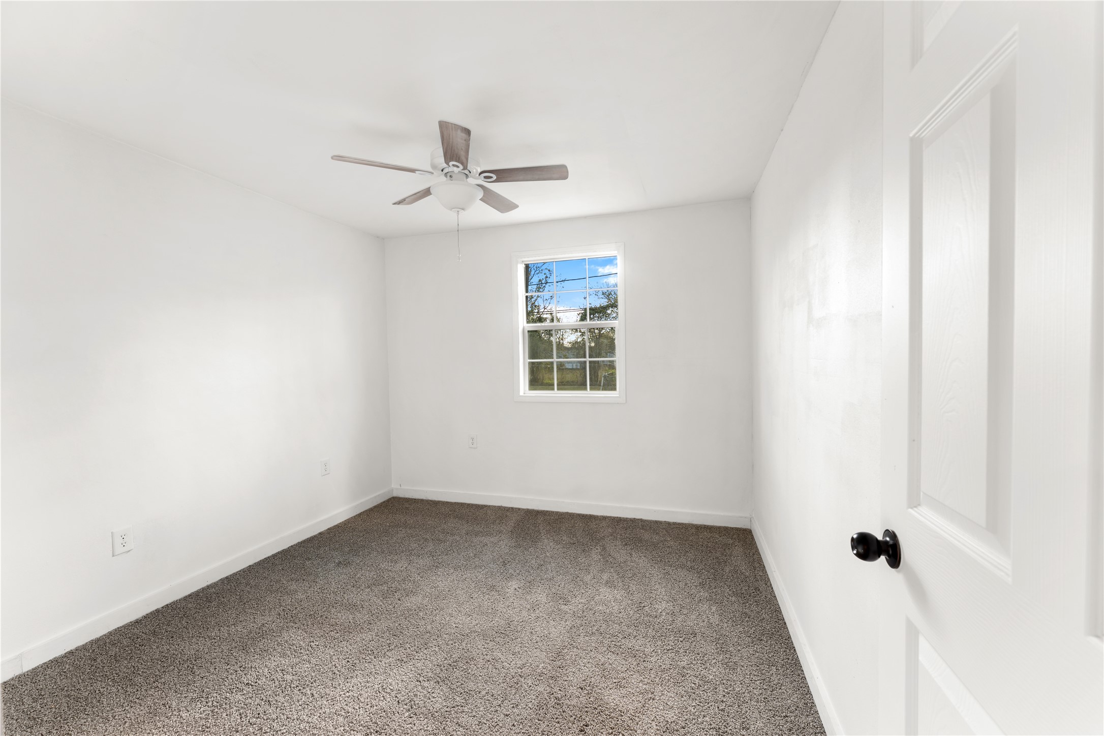 1608 Connie Street Property Photo 8