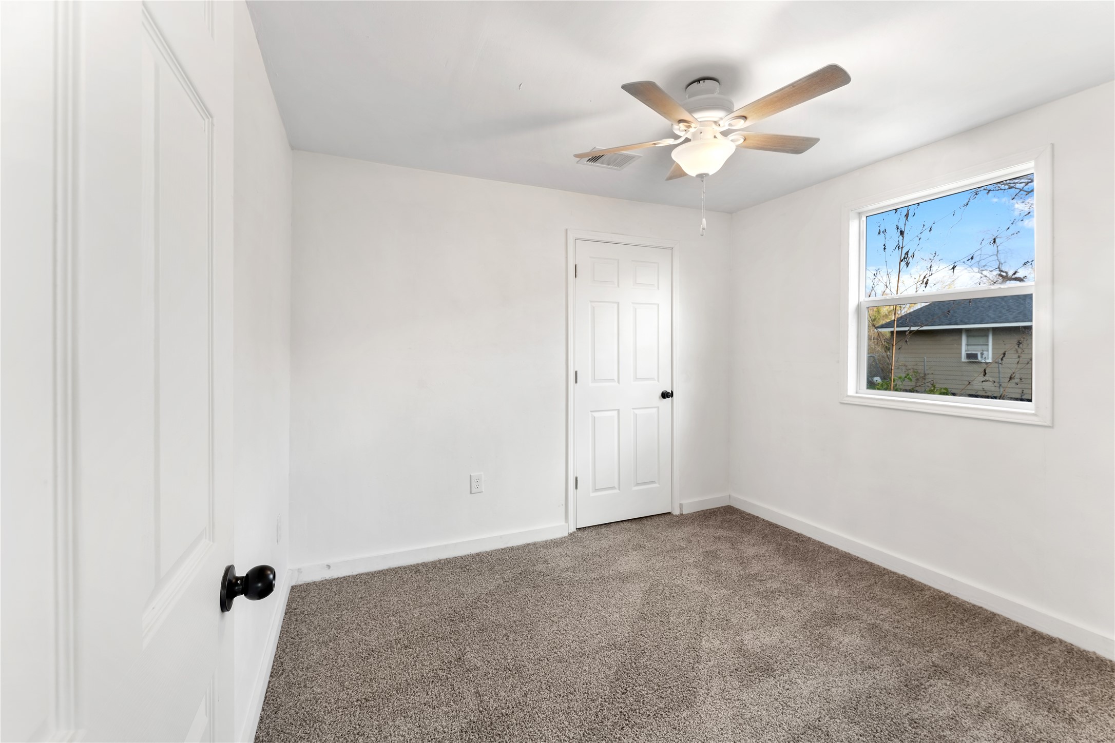 1608 Connie Street Property Photo 11