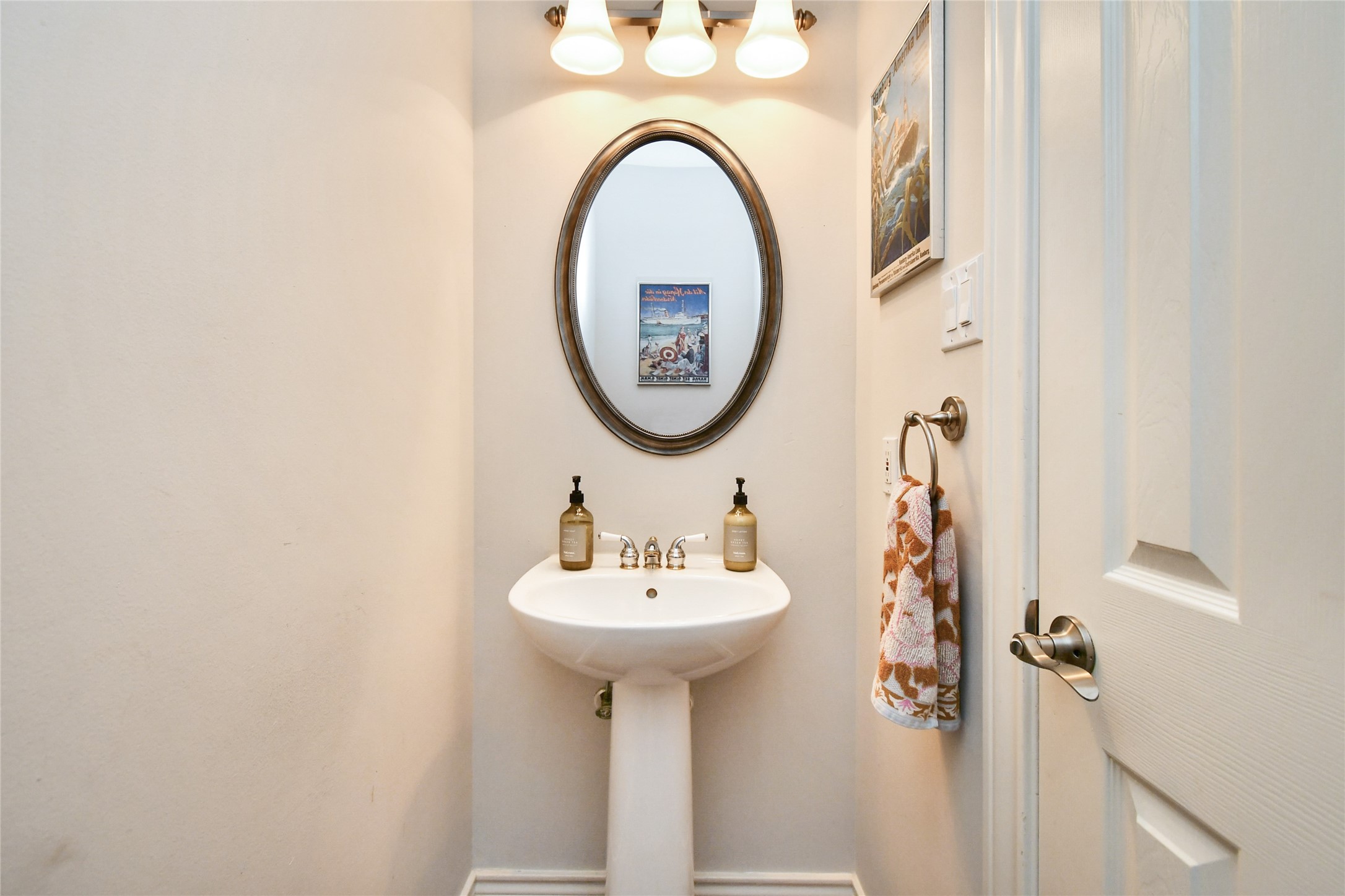 2820 Bering Drive Property Photo 30