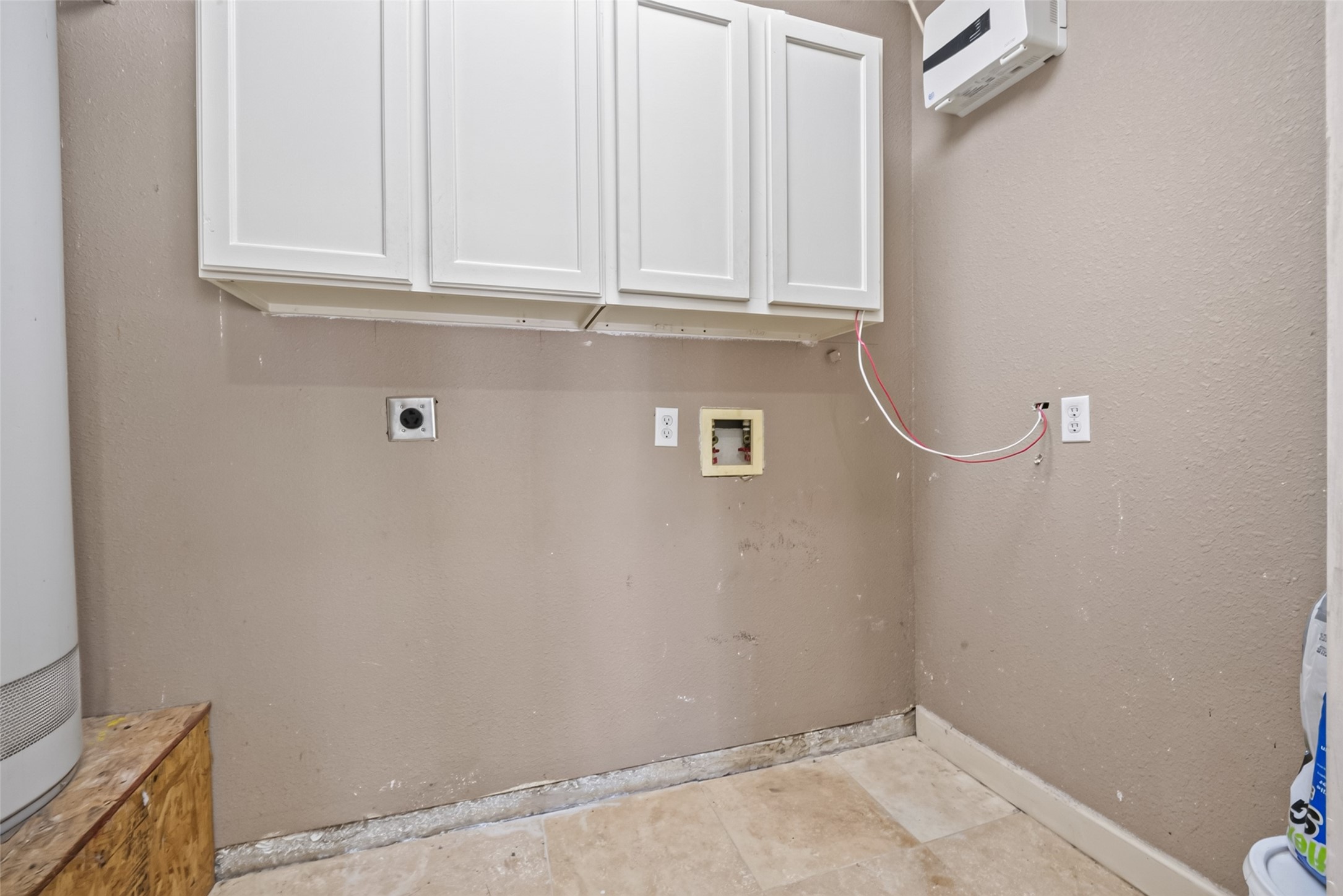 7713 Yoe Street Property Photo 24