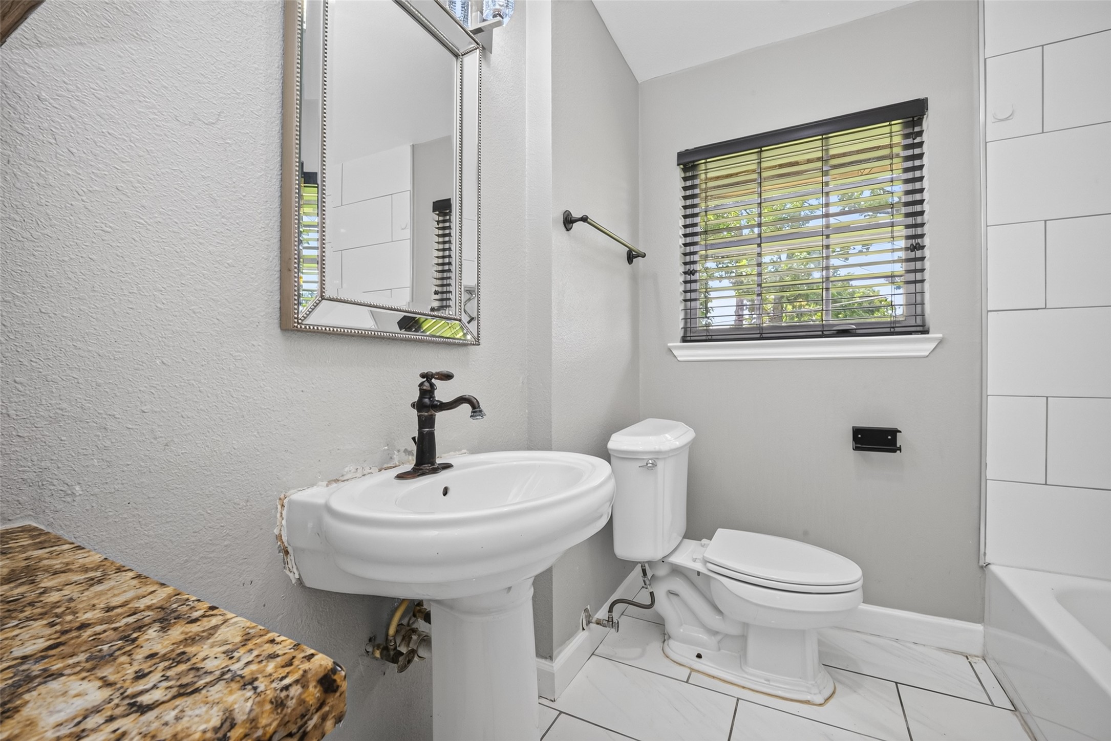 7713 Yoe Street Property Photo 25