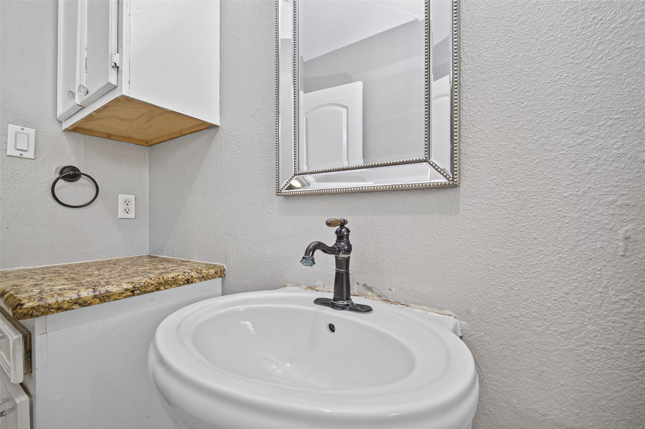 7713 Yoe Street Property Photo 26