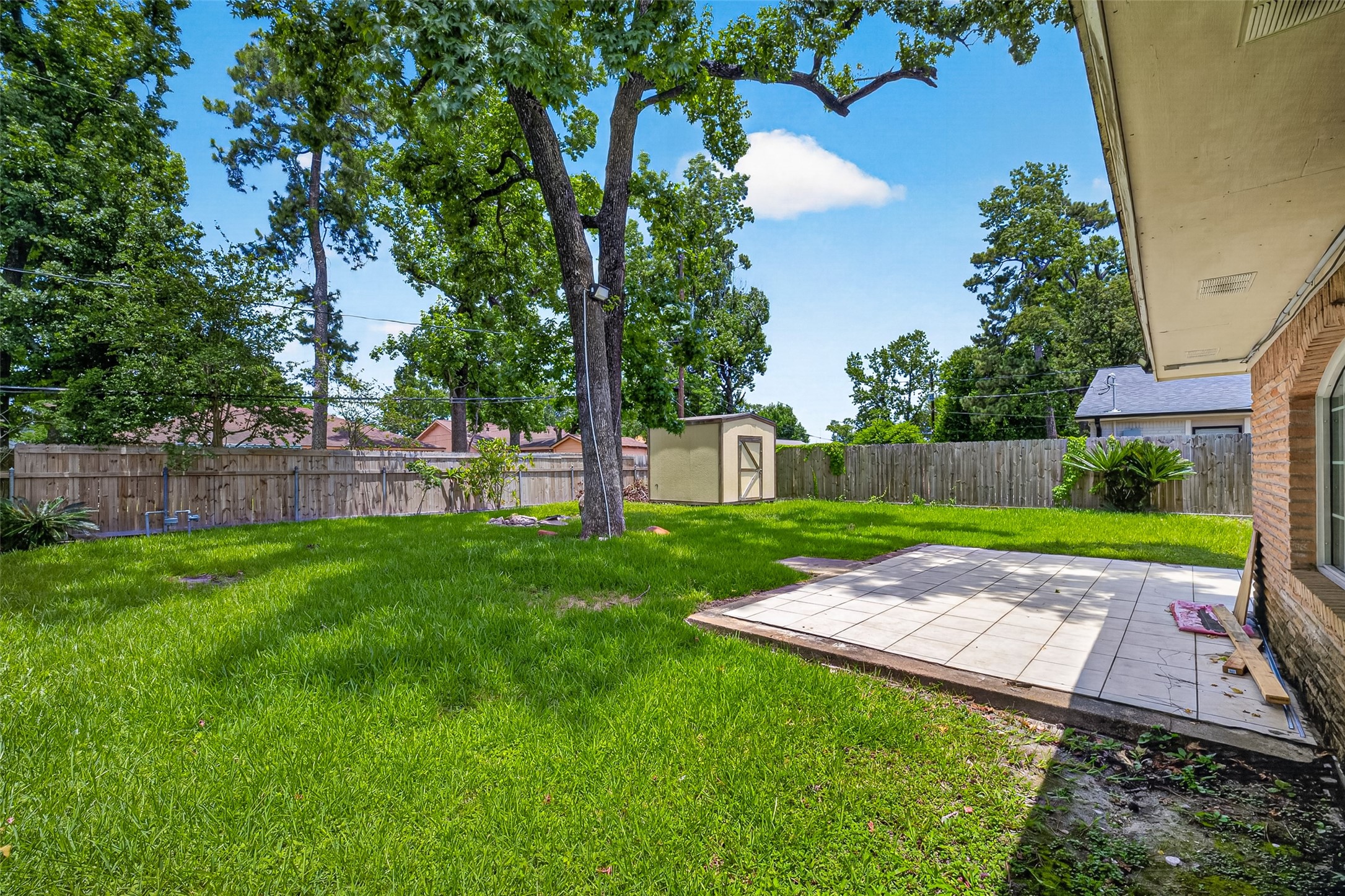 7713 Yoe Street Property Photo 43