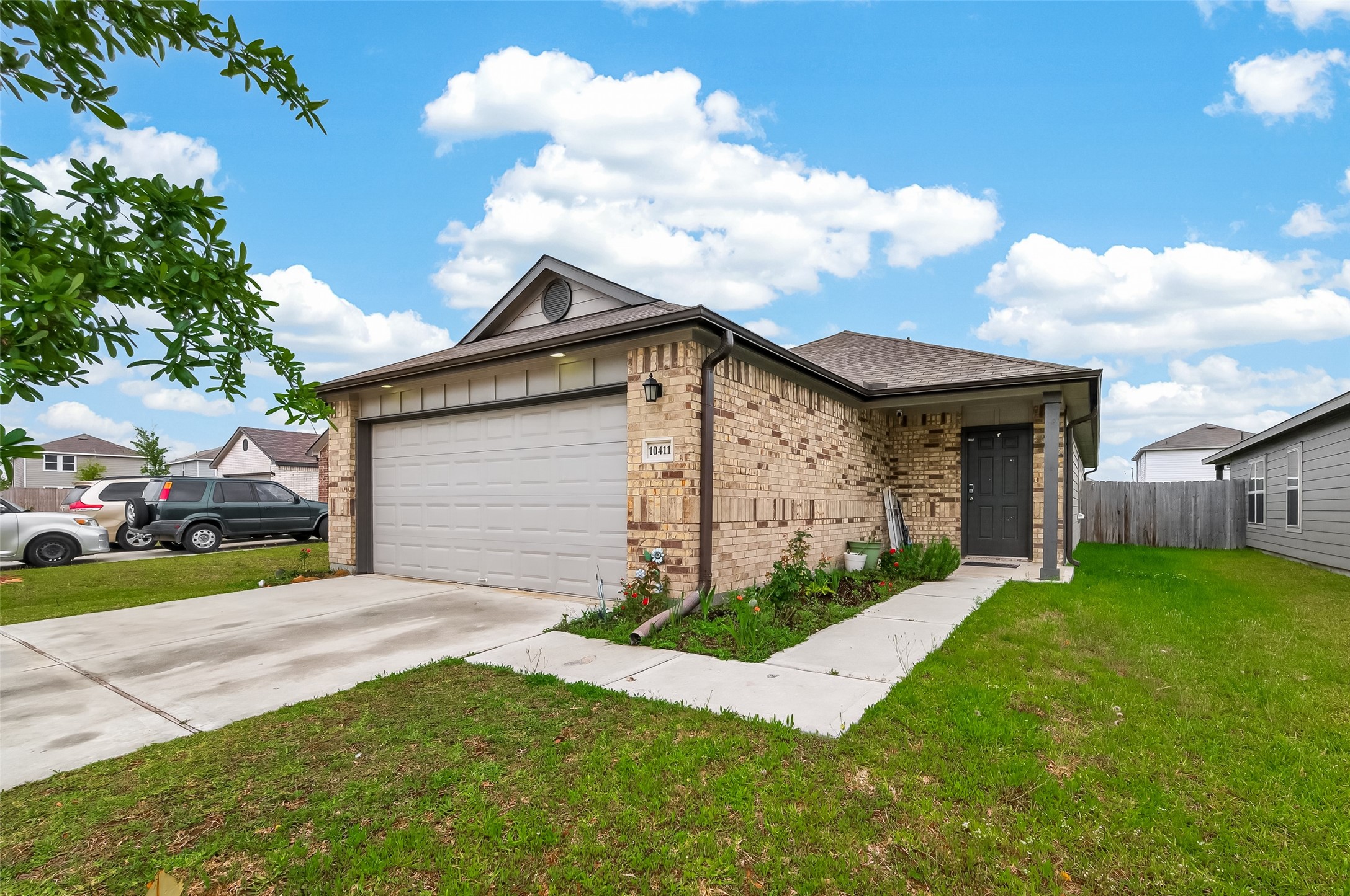 10411 Meadow Saffron Drive Property Photo 1