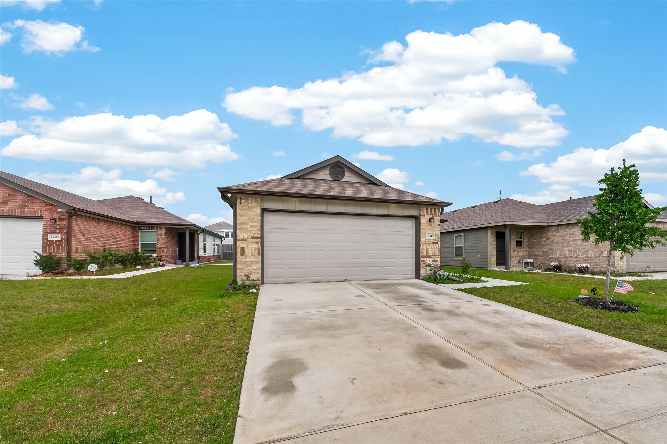 10411 Meadow Saffron Drive Property Photo 3